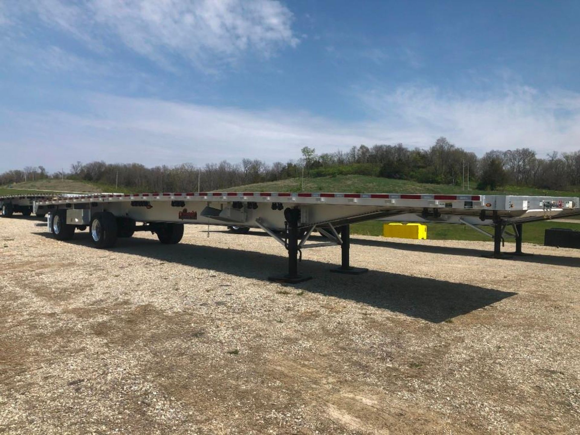 (1)Ê2018 WILSON Flatbed 53' x 102" Bed, Model AF-1080SS with Ramps, VIN #4WW5532A7J6625975, - Image 2 of 26