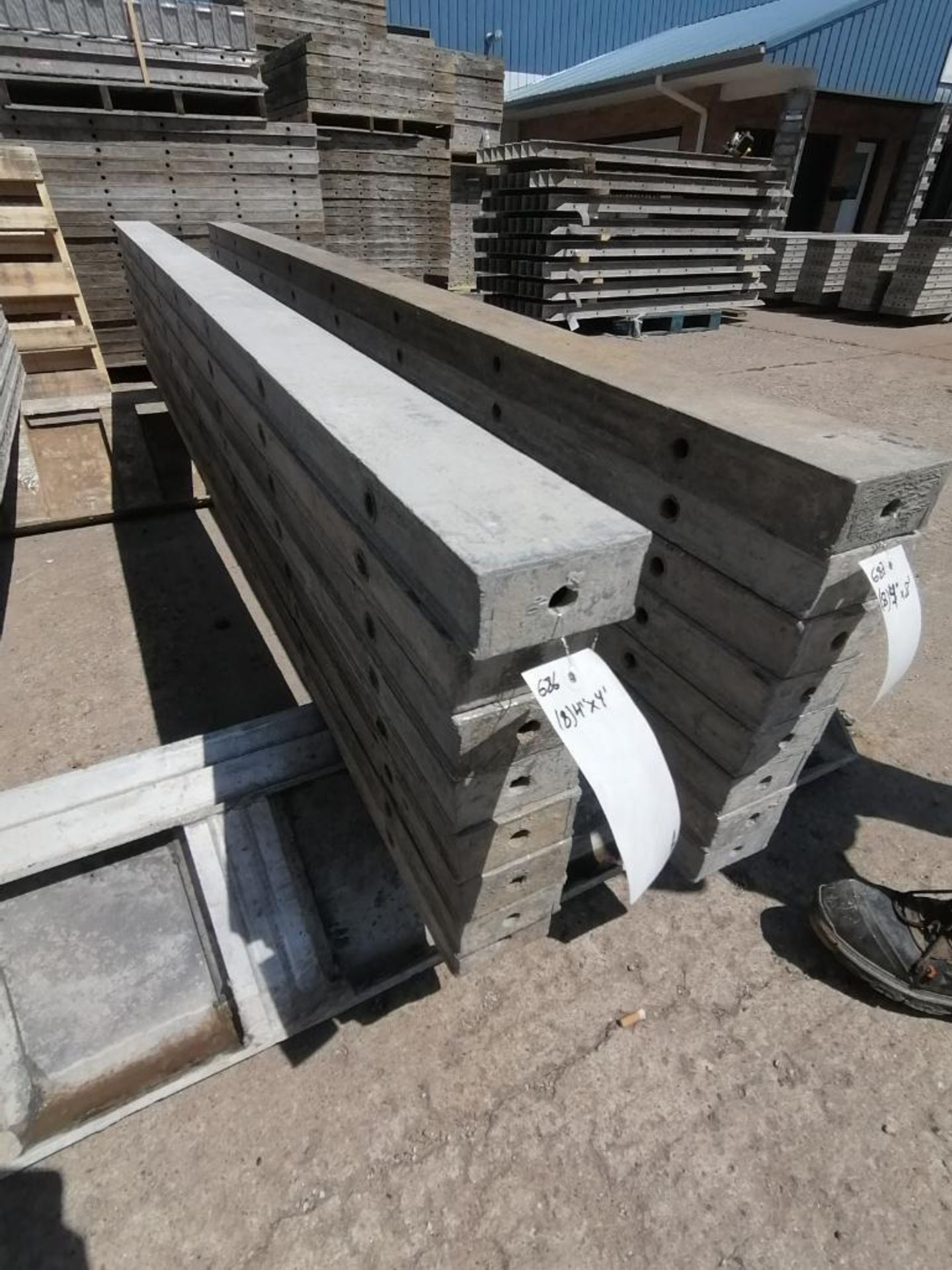 (8) 4" x 8' Wall-Ties Smooth Aluminum Concrete Forms 6-12 Hole Pattern. Located in Mt. Pleasant,