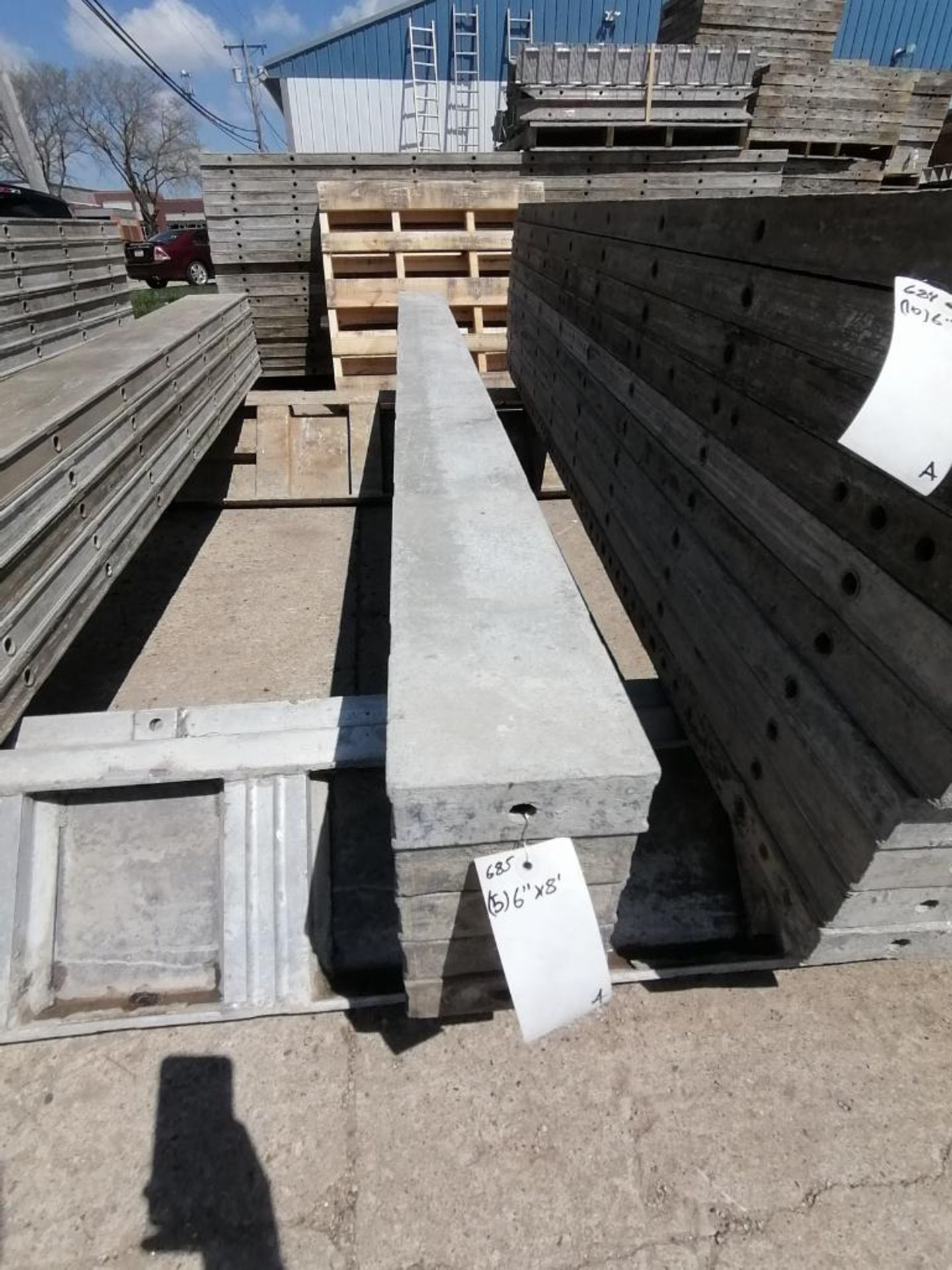 (5) 6" x 8' Wall-Ties Smooth Aluminum Concrete Forms 6-12 Hole Pattern. Located in Mt. Pleasant,