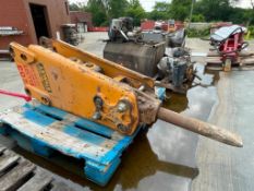 (1) Stanley MB-875 Hydraulic Hammer. Located in Glen Ellyn, IL.