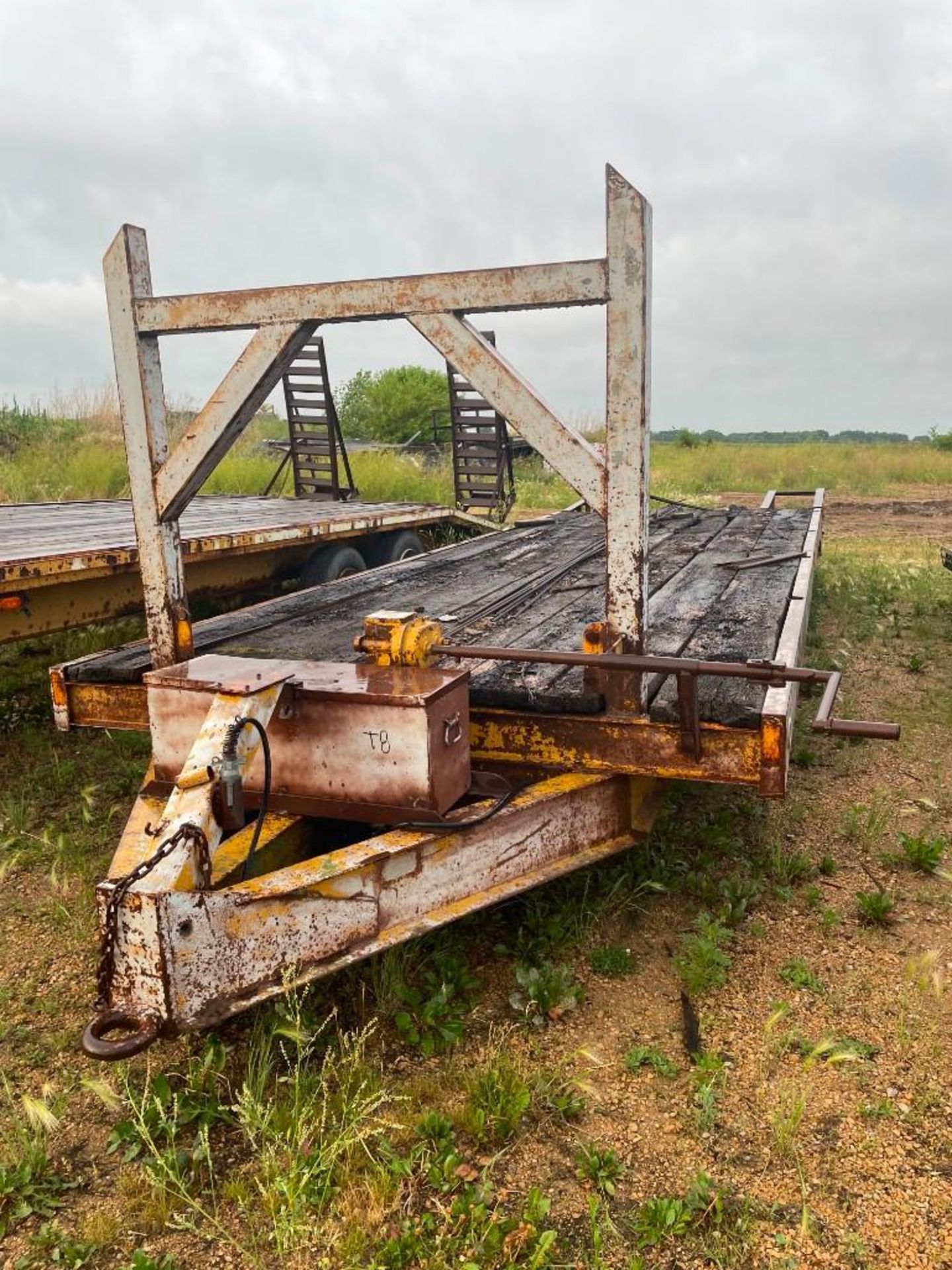 (1) 8' x 25' Trailer, VIN #IA21405. Located in Lake Crystal, MN. - Image 2 of 10