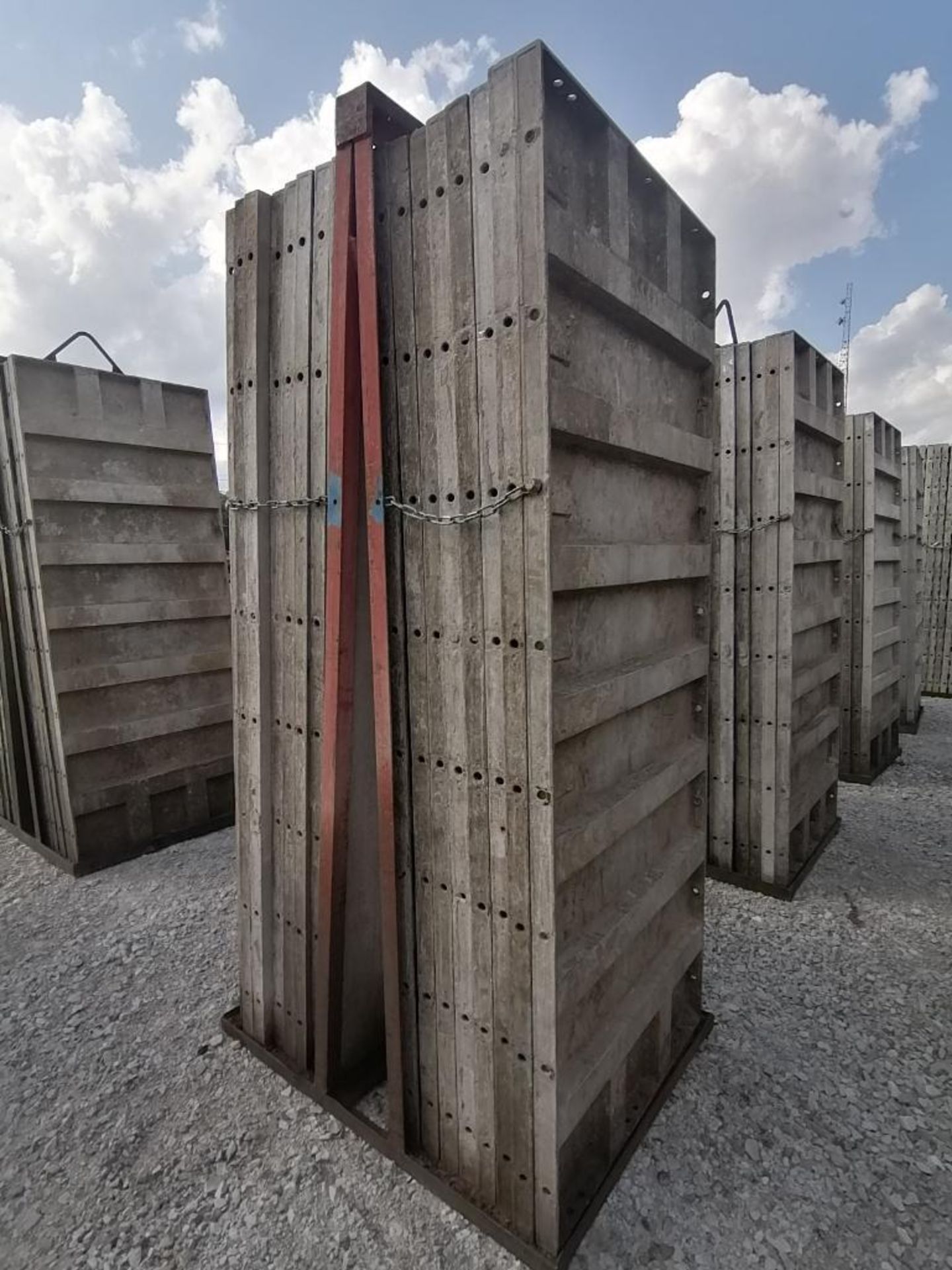 (16) 3' x 8' TUF-N-LITE Smooth Aluminum Concrete Forms 6-12 Hole Pattern, Basket is Included. Locate - Image 2 of 6