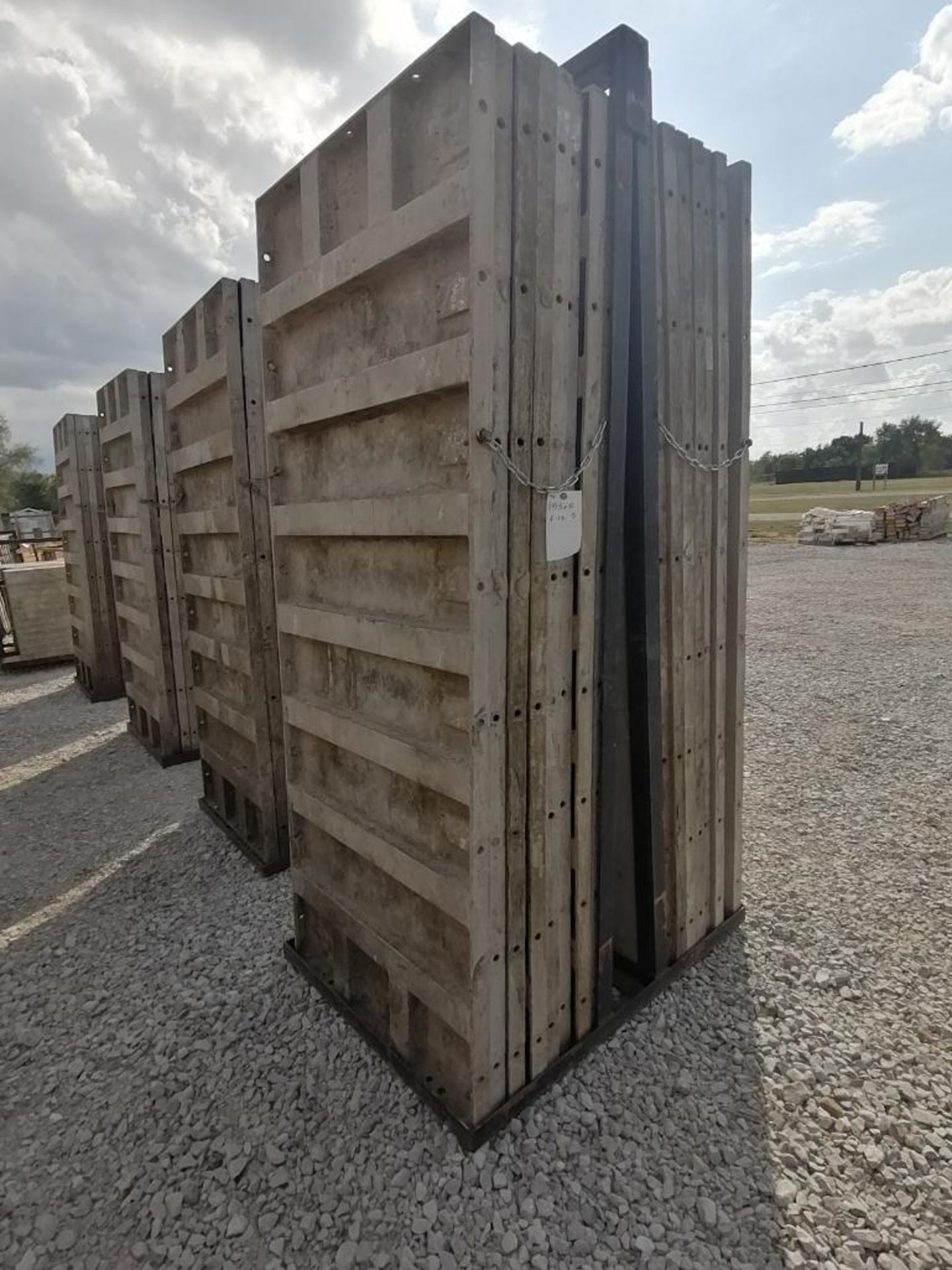 (17) 3' x 8' TUF-N-LITE Smooth Aluminum Concrete Forms 6-12 Hole Pattern, Basket is Included. Locate - Image 4 of 9