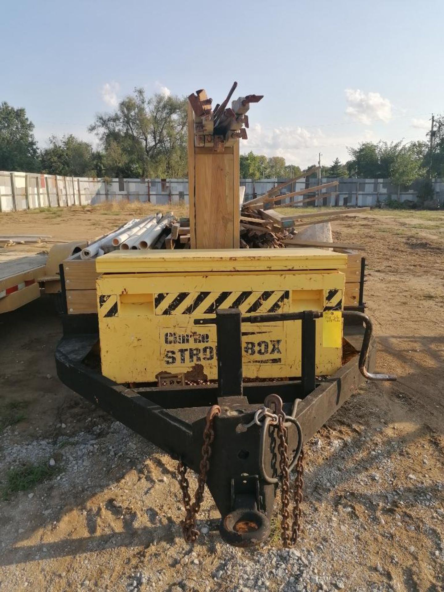 (1) 7' x 18' Trailer with Toolbox & Contents, TITLE IN TRANSIT. Located in Terre Haute, IN. - Image 2 of 13