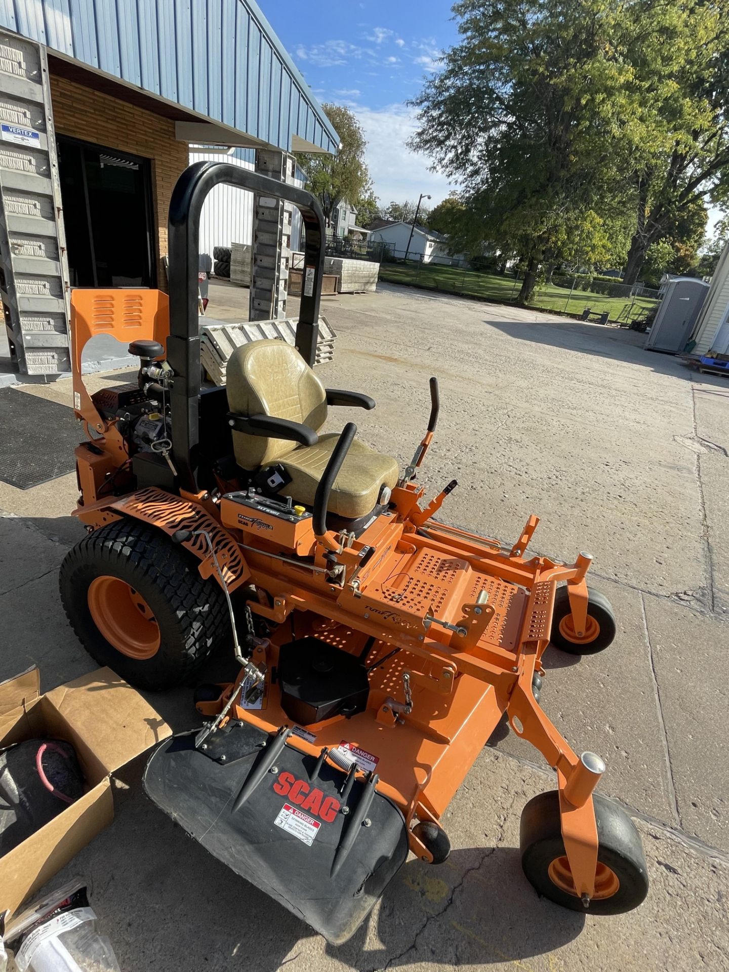 (1) 2019 SCAG Turf Tiger II, Model STTII-61V-31DFI, 31 HP, 61" Deck, 139 Hours. - Image 7 of 26