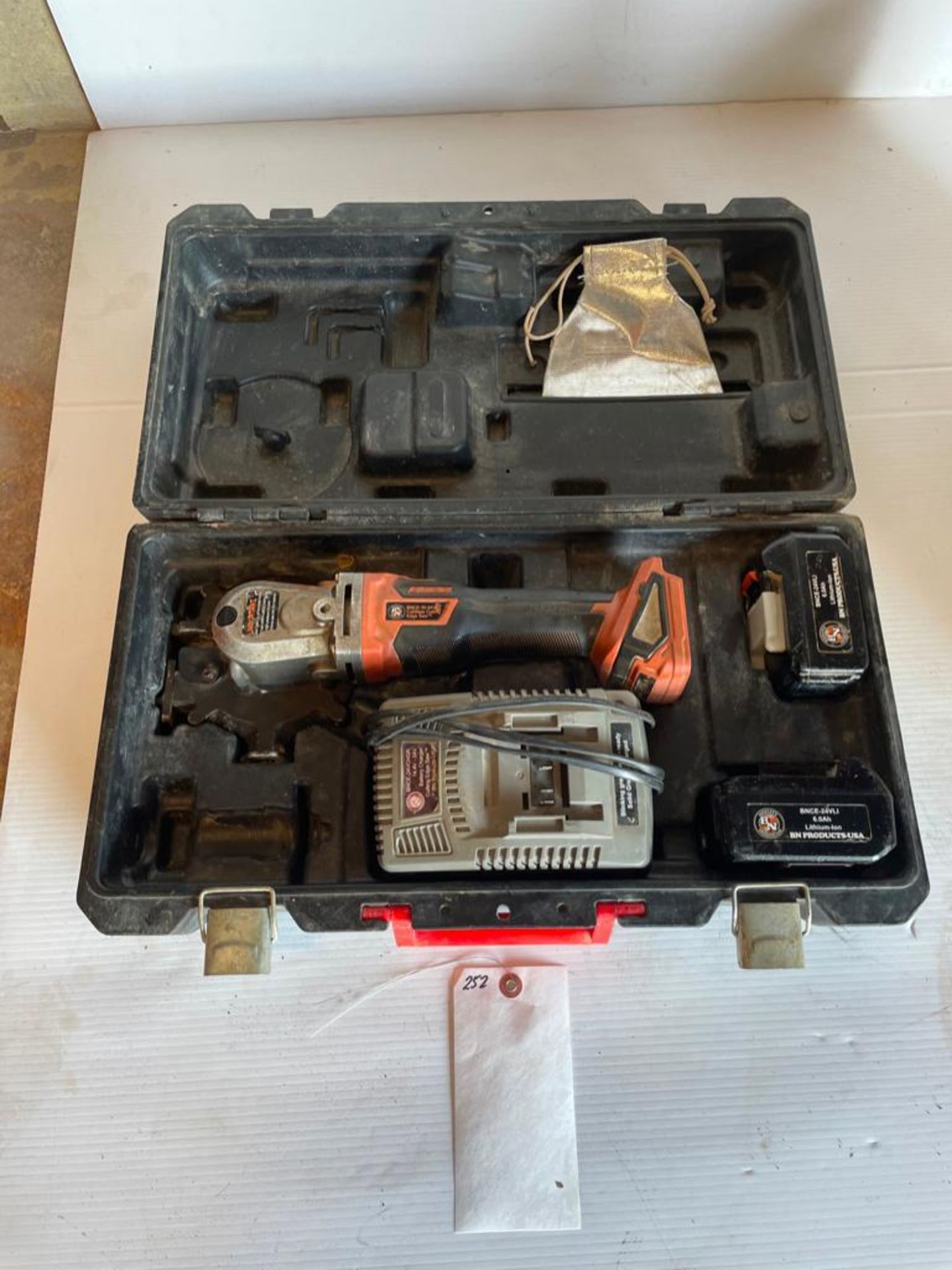 BN Products BL22 Cordless Rebar Cutter, Serial #18110099, 24V with Charger in Case. Located in Hazel