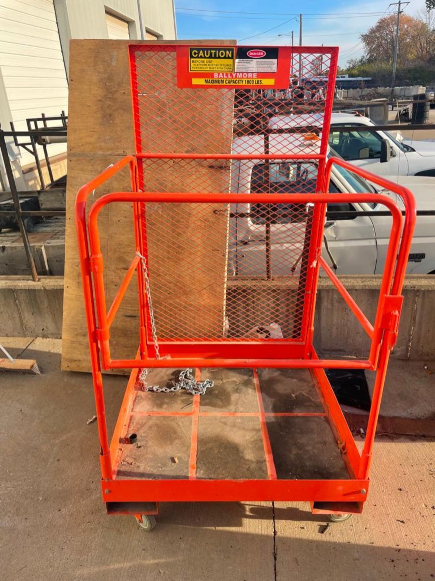 Ballymore 1000# Rolling Cart. Located in Hazelwood, MO