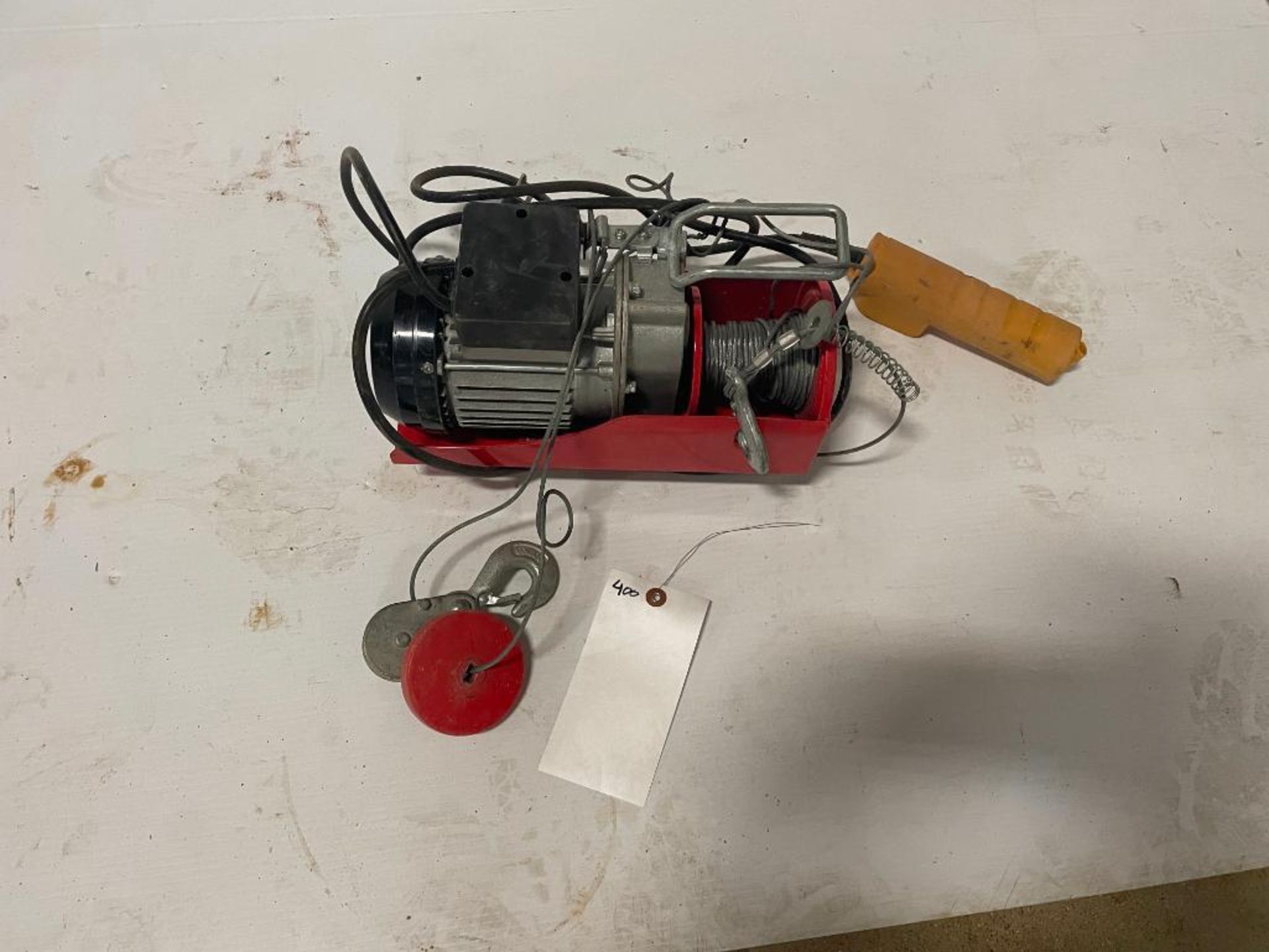 Pittsburgh 440 # Remote Controlled Electric Hoist, Serial #391737247, 220# Single Line & 440# Double