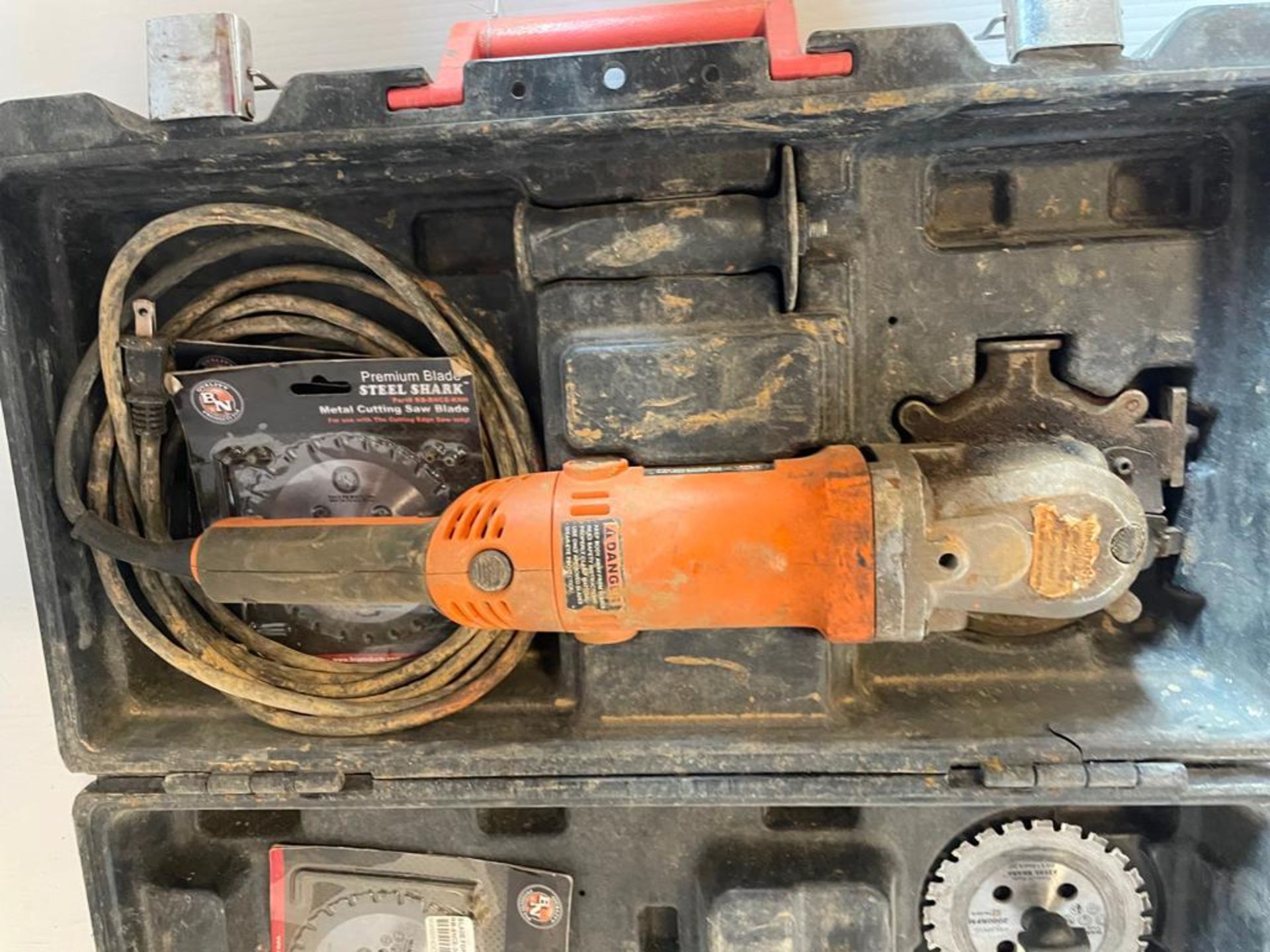 BN BNCE-20 Rotary Rebar Cutting Saw, Serial #1504 0025 E1. 120V in Case. Located in Hazelwood, MO - Image 4 of 6