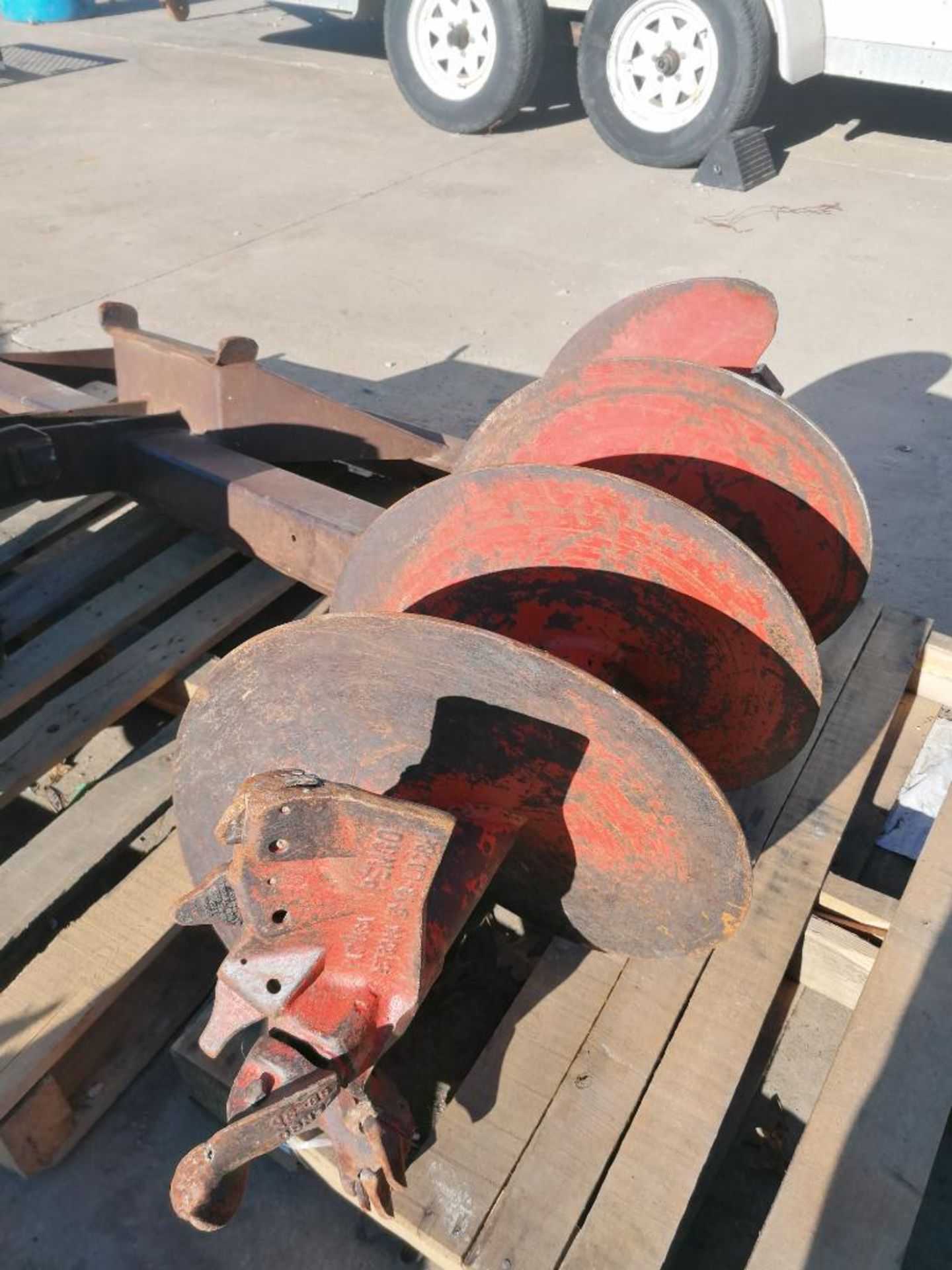 16" Auger Bit. Located in Hazelwood, MO.
