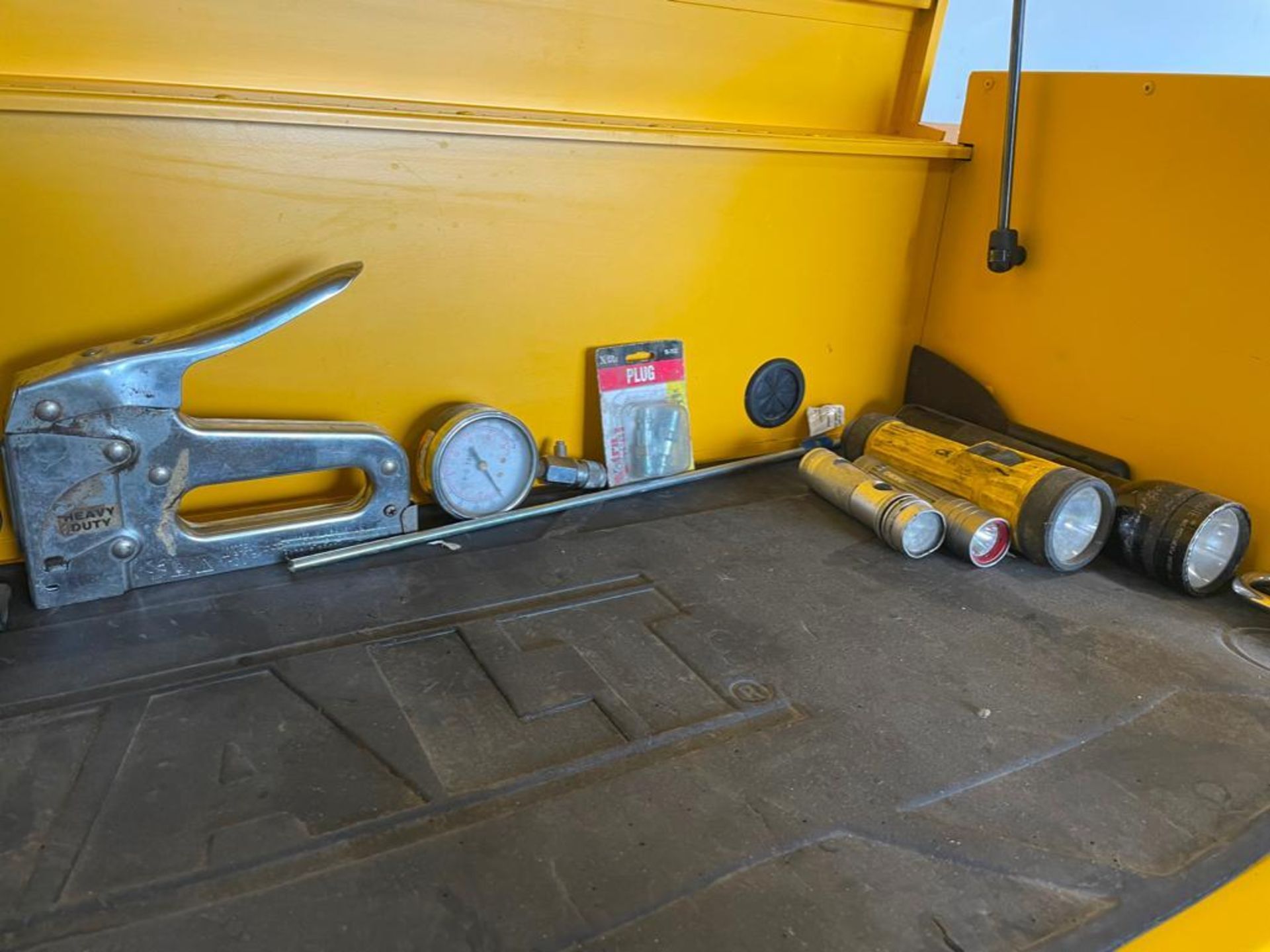 DeWalt Mechanics Tool Box with Contents, Wrenches, Sockets, Plyers, Pipe Wrench, Screwdrivers, etc. - Image 6 of 24