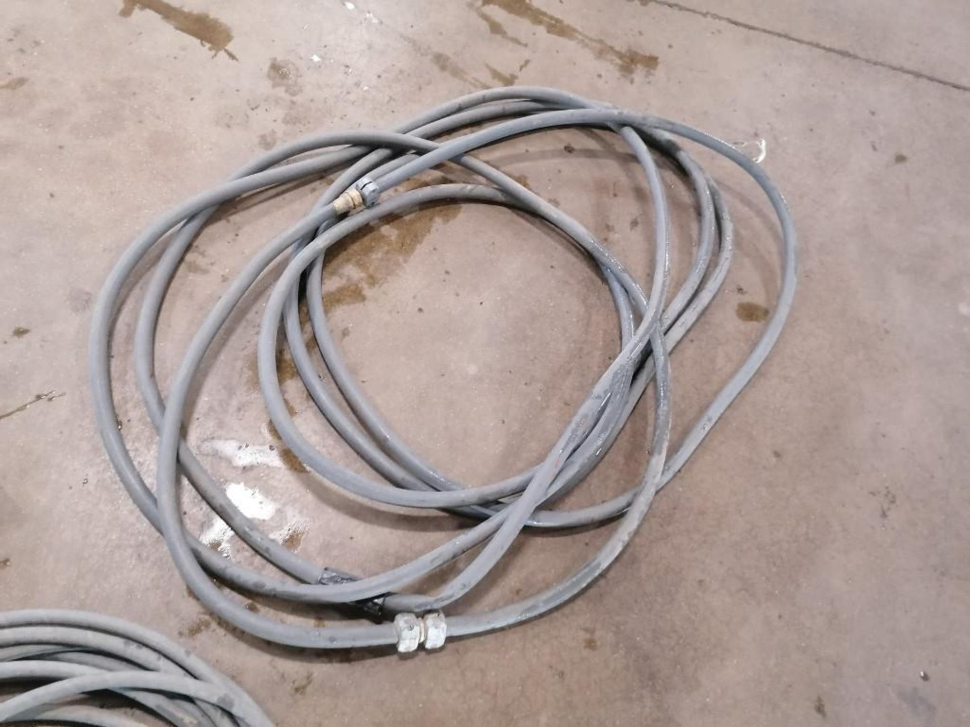 (3) Various Size Air Hose. Located in Hazelwood, MO - Image 4 of 4