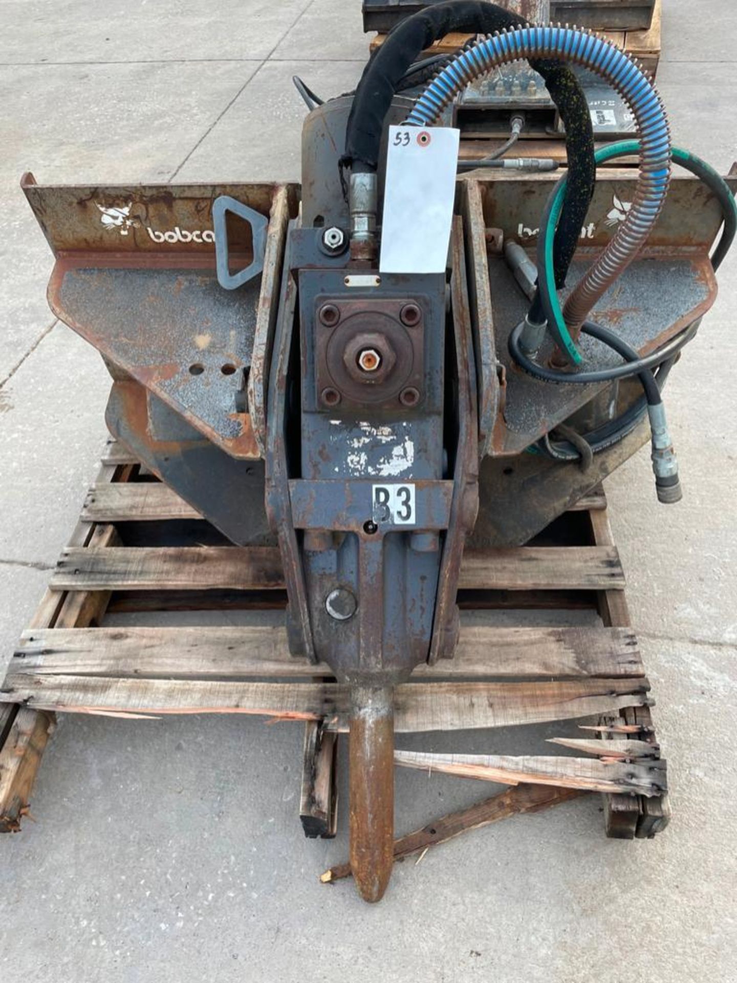 Bobcat Skid steer Hammer Breaker, Model 2500, Serial #2403,  Nitrogen Only 850 PSI. Located in Hazel - Image 4 of 6