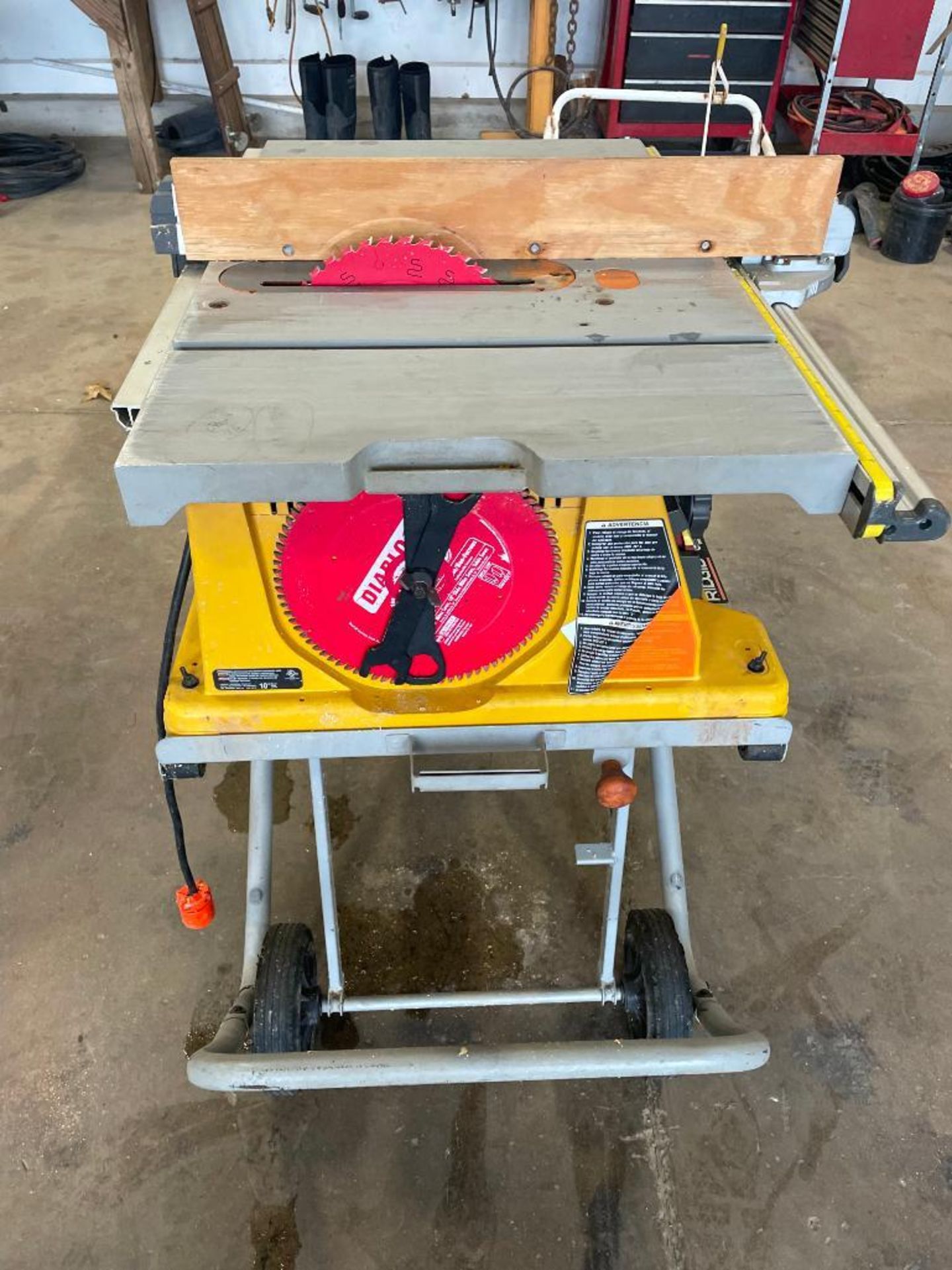 Rigid 10" Tilt Table Saw on Rigid Work-N-Haul-It Two Wheel Work Stand. Located in Hazelwood, MO - Image 3 of 6