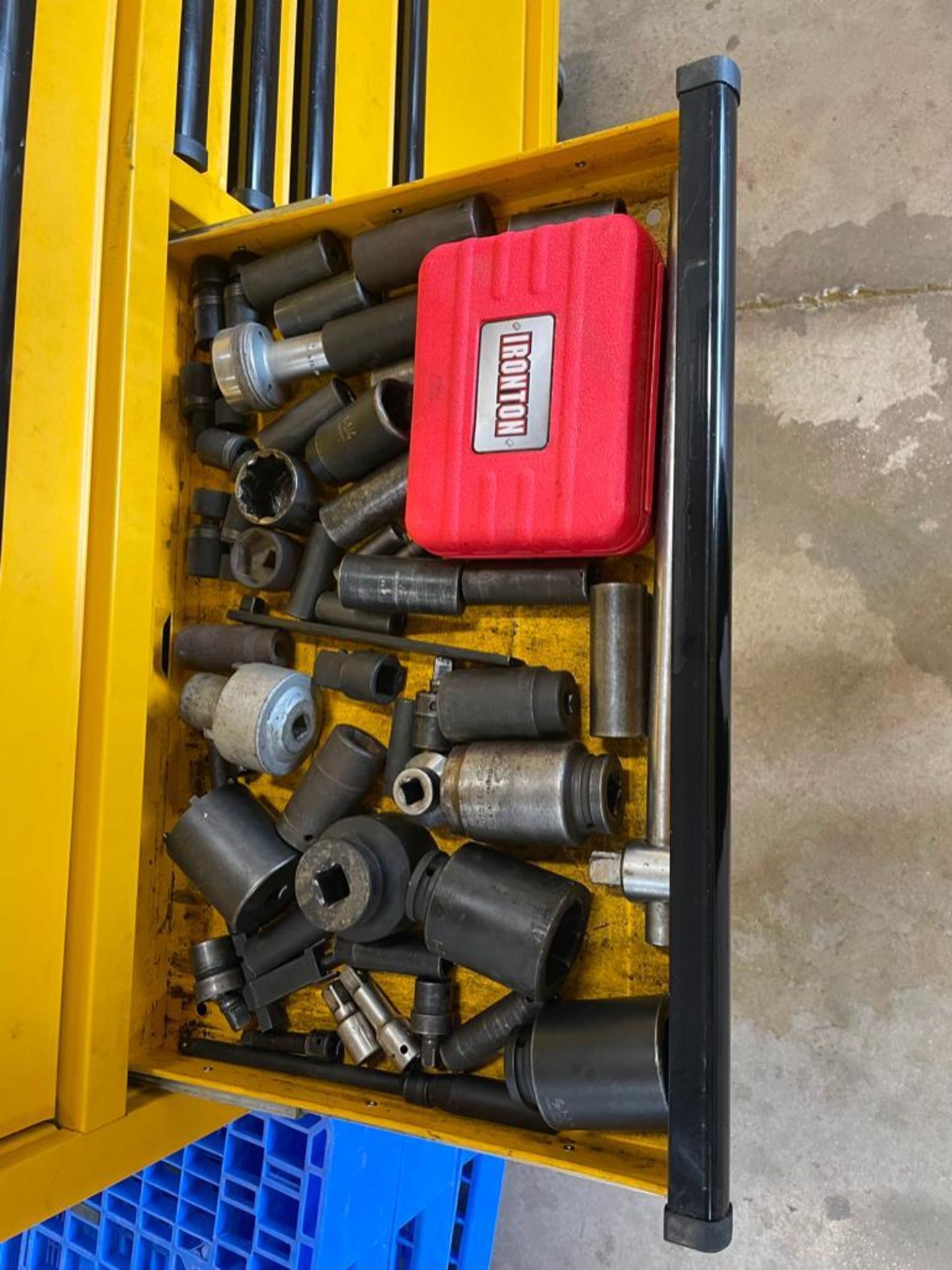 DeWalt Mechanics Tool Box with Contents, Wrenches, Sockets, Plyers, Pipe Wrench, Screwdrivers, etc. - Image 18 of 24