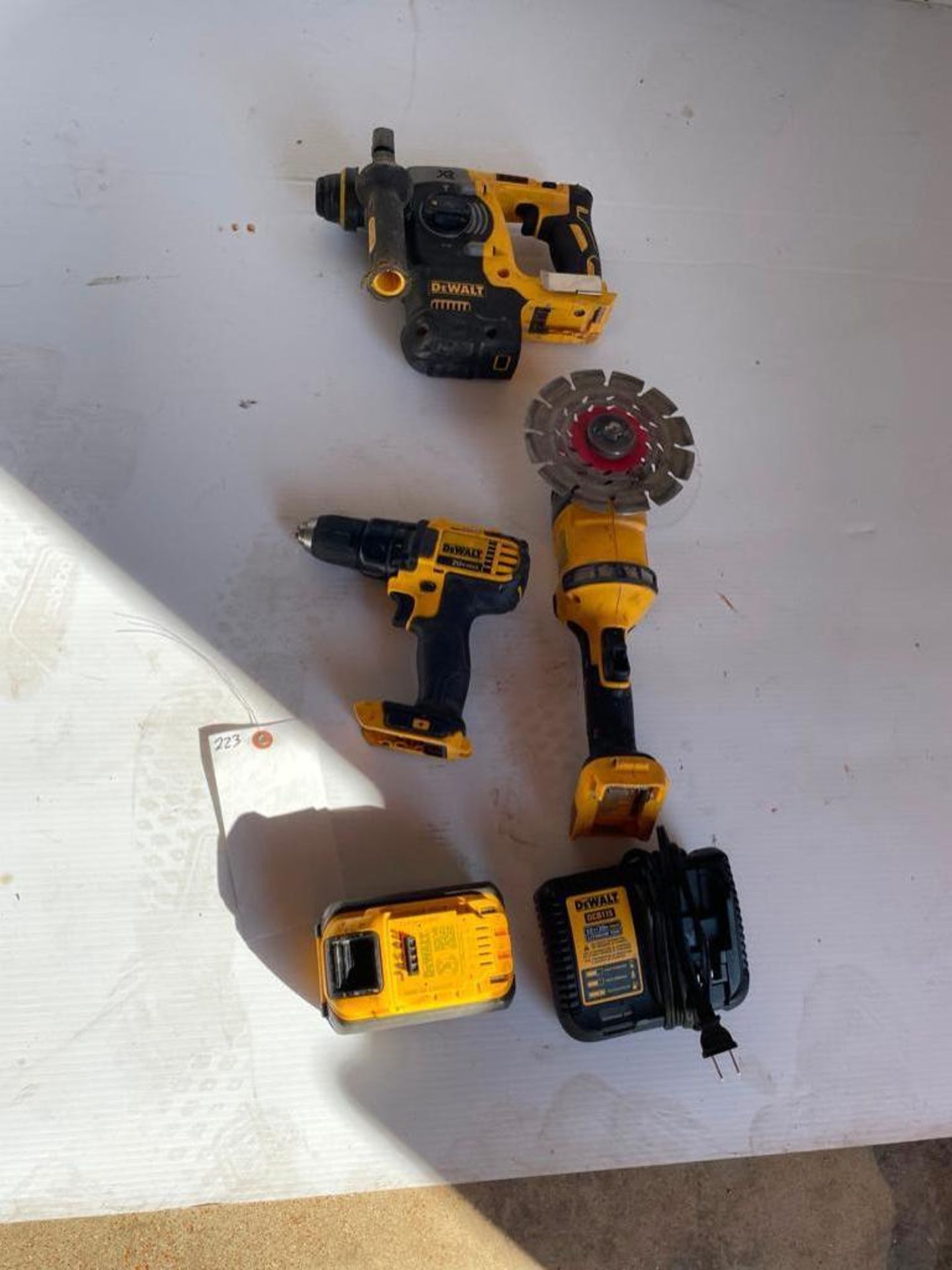 (3) Dewalt 20V Flex Volt Cordless Tools, XR Brushless Motor Hammer Drill, DCH273 SDS Brushless 1" Ha