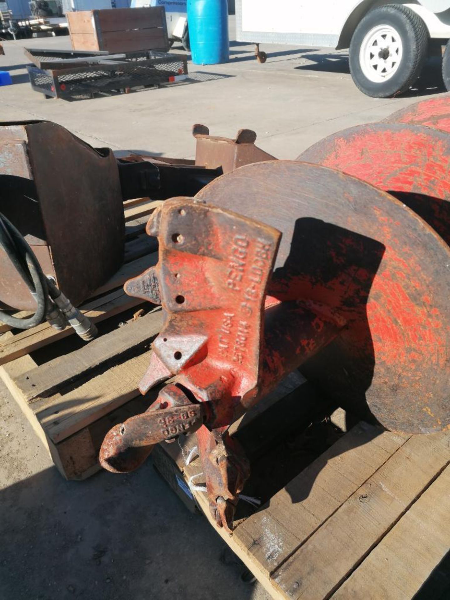 16" Auger Bit. Located in Hazelwood, MO. - Image 3 of 6