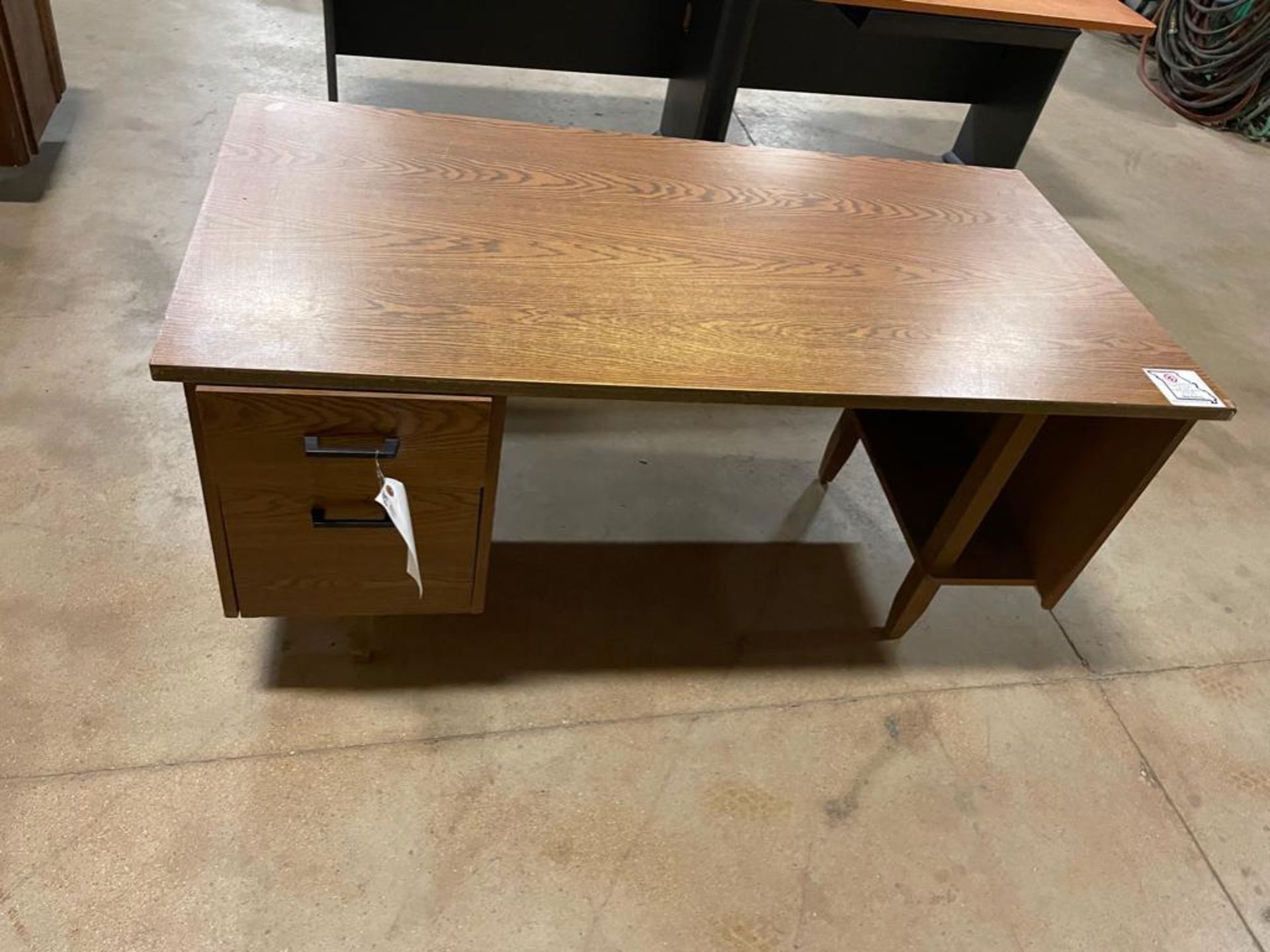 Office Desk. Located in Hazelwood, MO