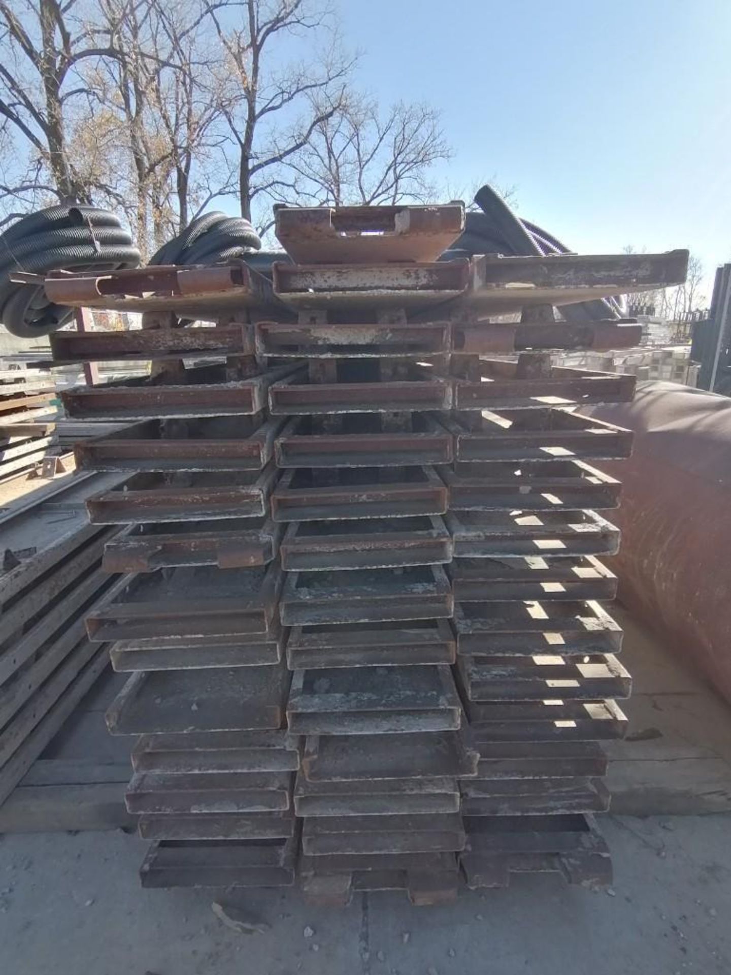 (52) 12" x 2" x 10' Steel Paving Forms. Located in Hazelwood, MO. - Image 6 of 8