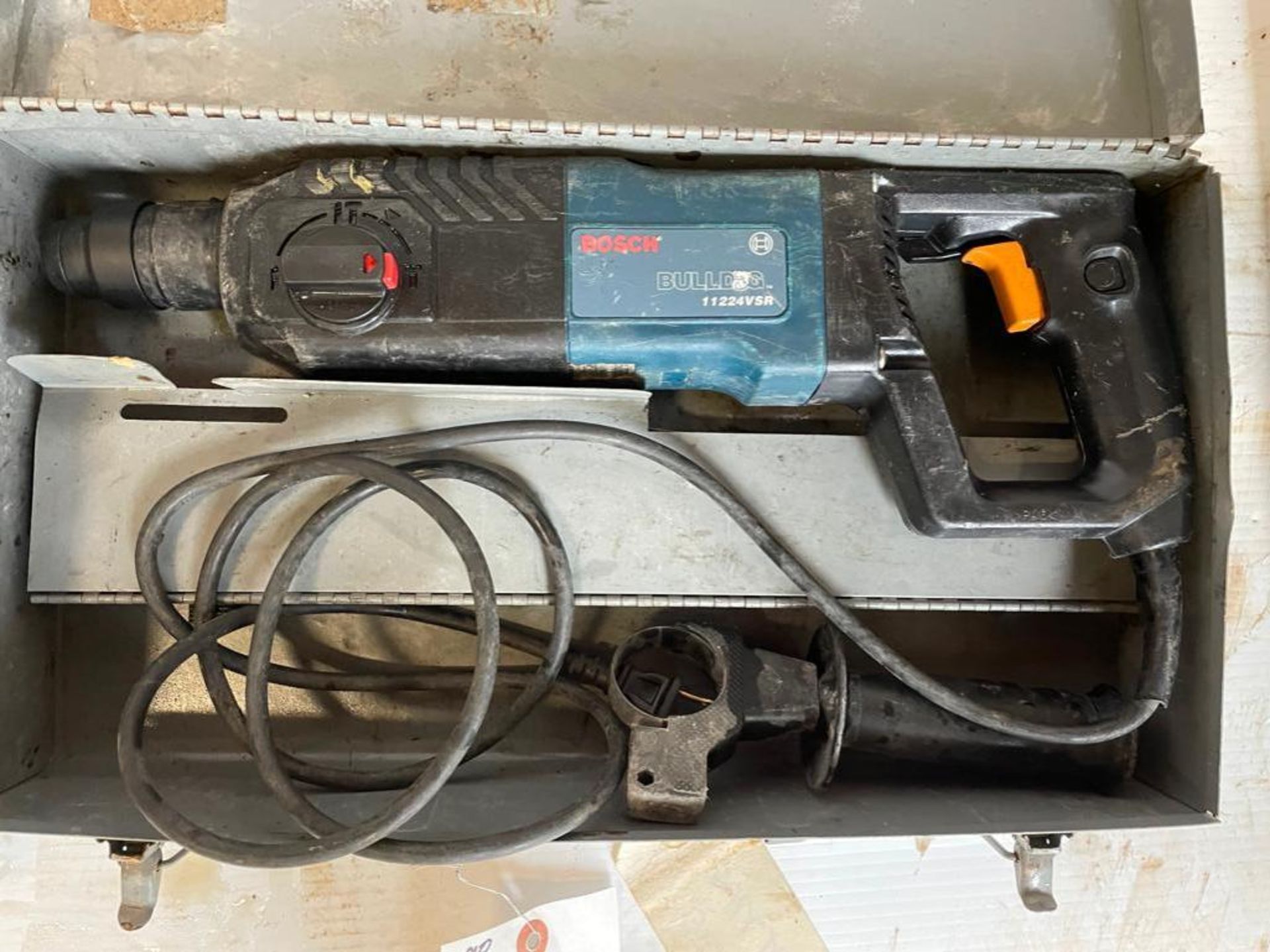 Bosch Bulldog 11224VSR Variable Speed Hammer Drill, 120V. Located in Hazelwood, MO