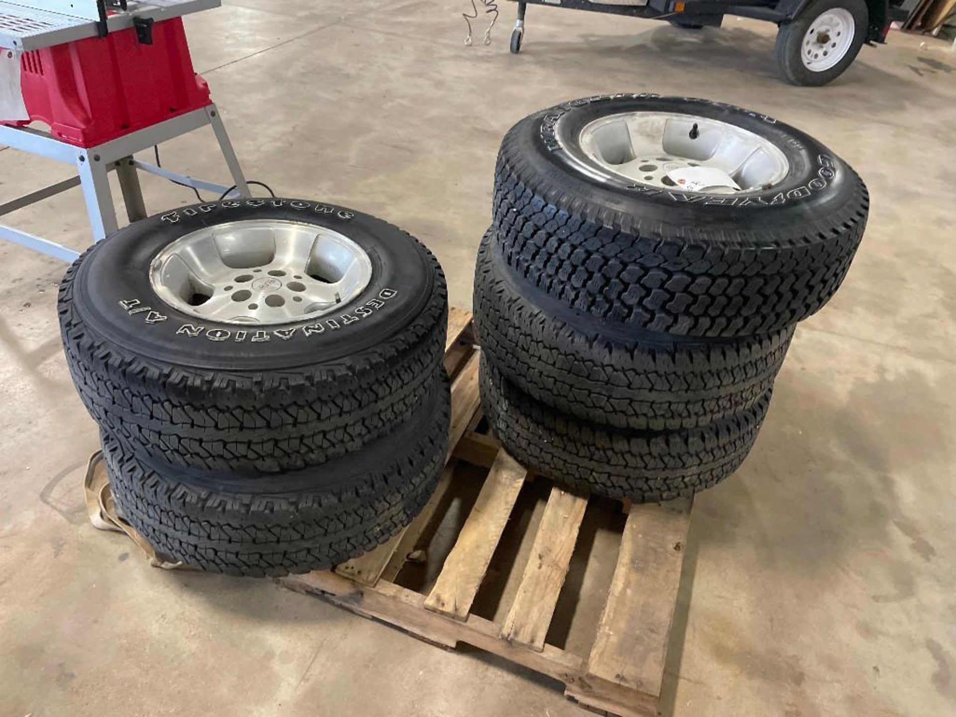 (5) Total - Firestone Destination A/T & Goodyear Wranger 30x9.50R15LT Tires & Rims. Located in Hazel