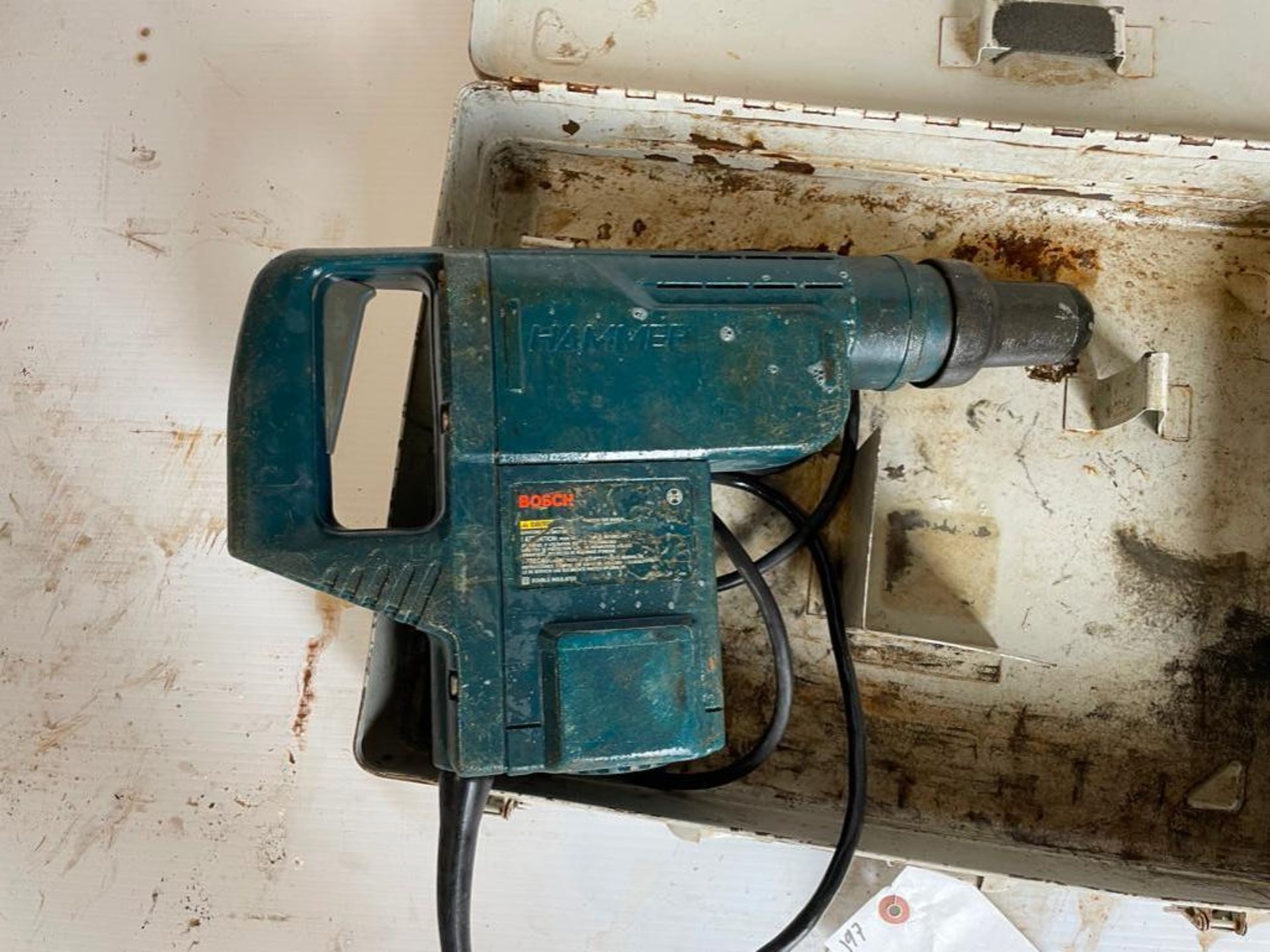 Bosch 11227E Rotary Hammer Drill, 120V. Located in Hazelwood, MO - Image 4 of 4