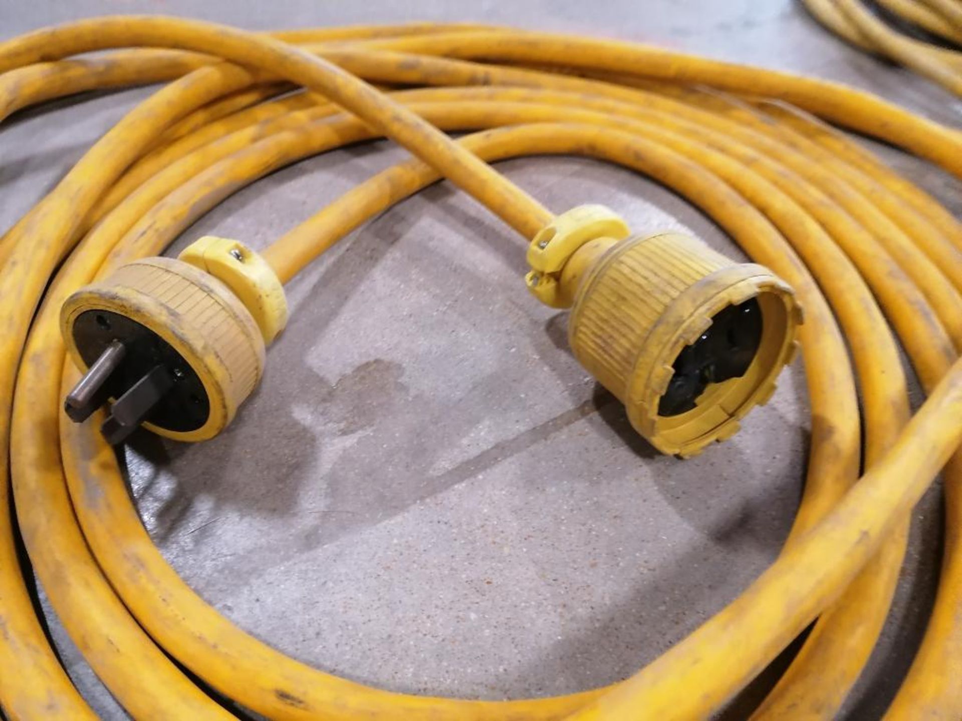 (2) Extension Cords. Located in Hazelwood, MO - Image 3 of 5