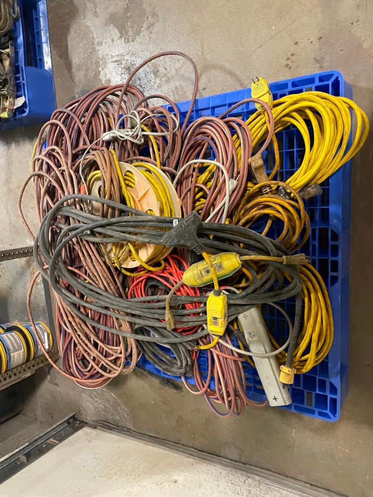 (12) Various Size Extension Cords. Located in Hazelwood, MO - Image 3 of 3