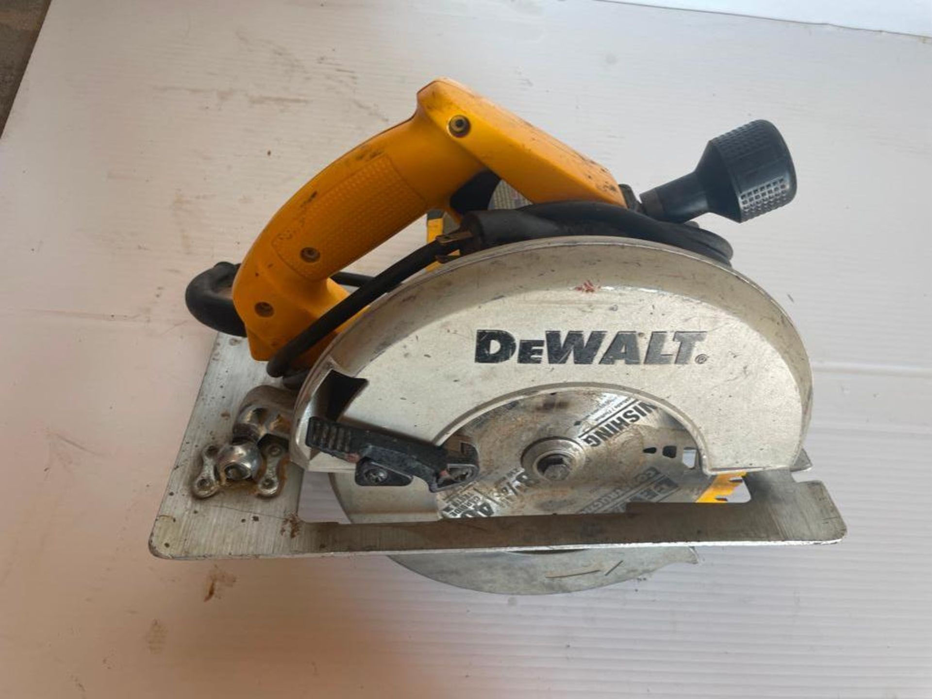 (2) DeWalt DW384 Circular Saws, 8 1/4", 120V. Located in Hazelwood, MO - Image 2 of 5