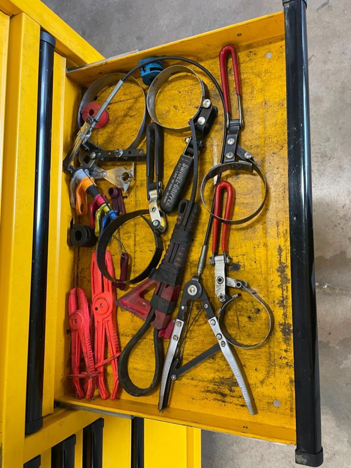 DeWalt Mechanics Tool Box with Contents, Wrenches, Sockets, Plyers, Pipe Wrench, Screwdrivers, etc. - Image 21 of 24