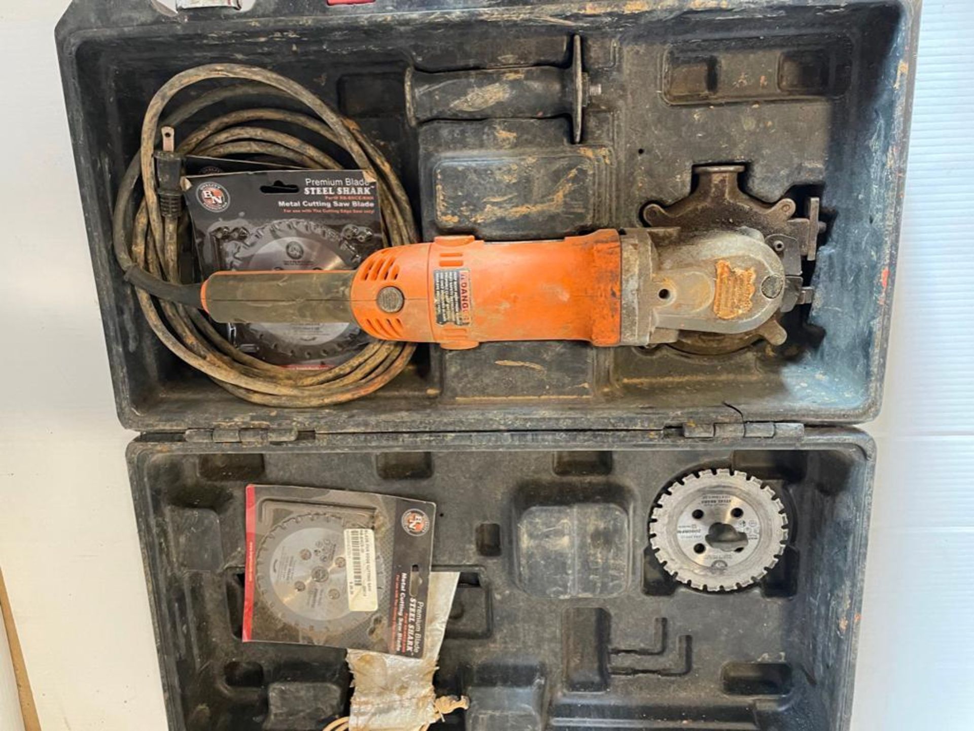 BN BNCE-20 Rotary Rebar Cutting Saw, Serial #1504 0025 E1. 120V in Case. Located in Hazelwood, MO - Image 2 of 6
