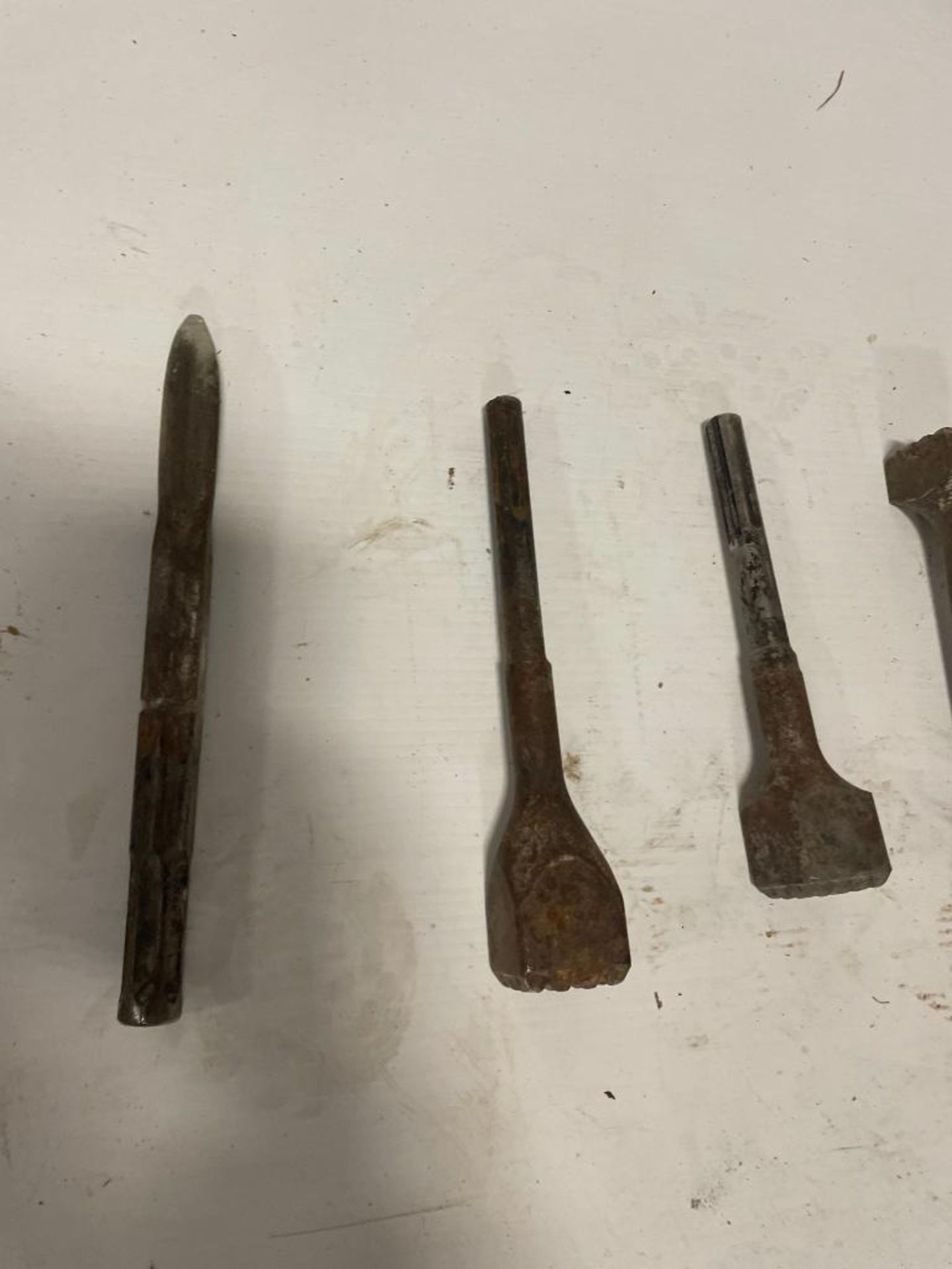 Various Size Chisel Bits. Located in Hazelwood, MO - Image 6 of 7