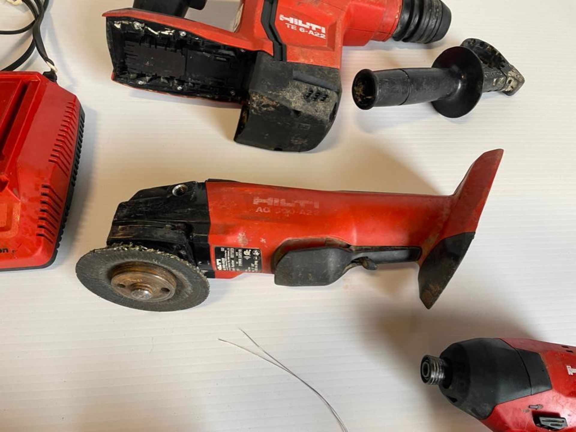 (4) Miscellaneous Hilti 22V Lithium-Ion Cordless Tools with Batteries & Charger.  TE6-A22 Rotary Ham - Image 7 of 12