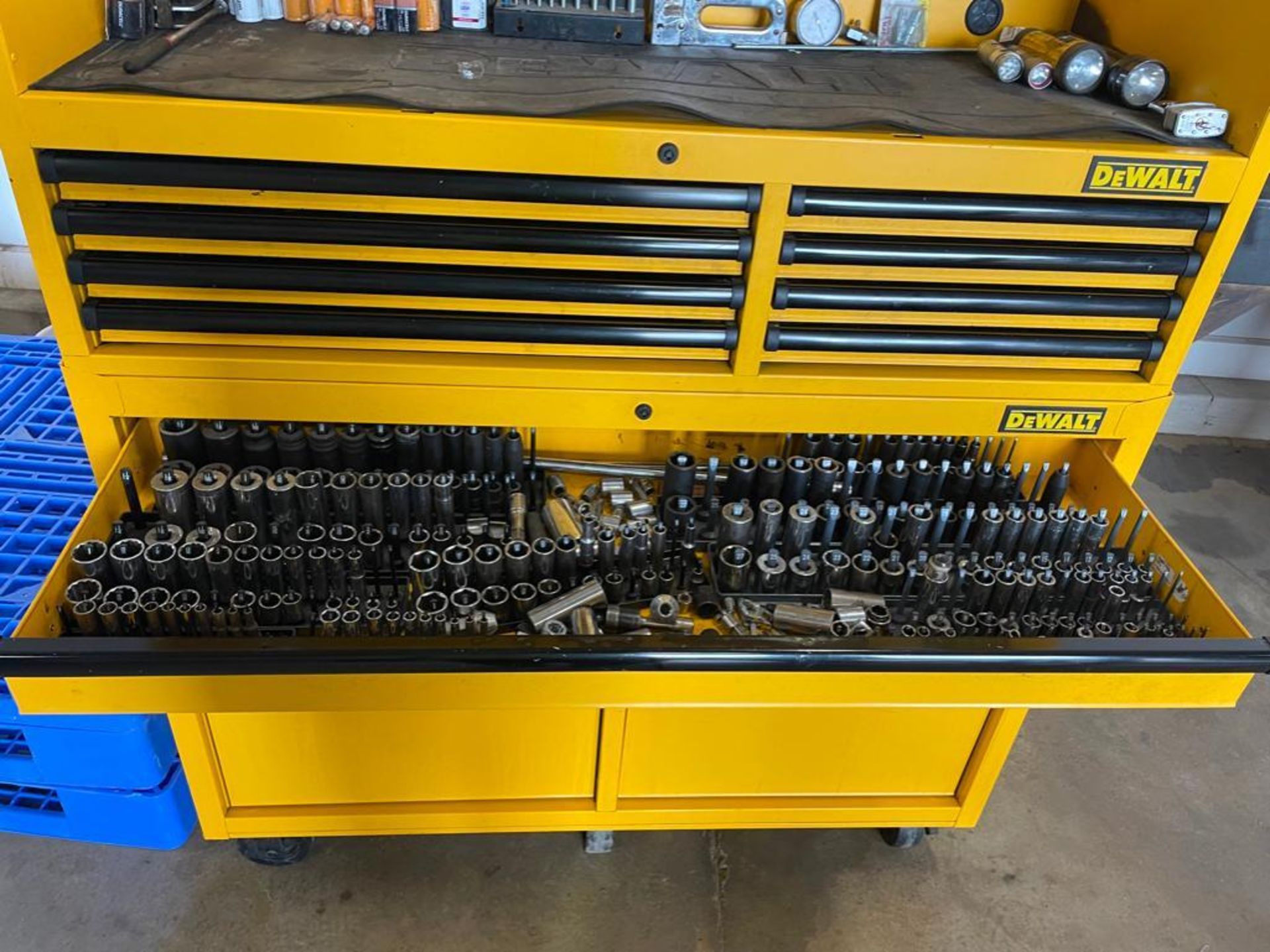 DeWalt Mechanics Tool Box with Contents, Wrenches, Sockets, Plyers, Pipe Wrench, Screwdrivers, etc. - Image 15 of 24