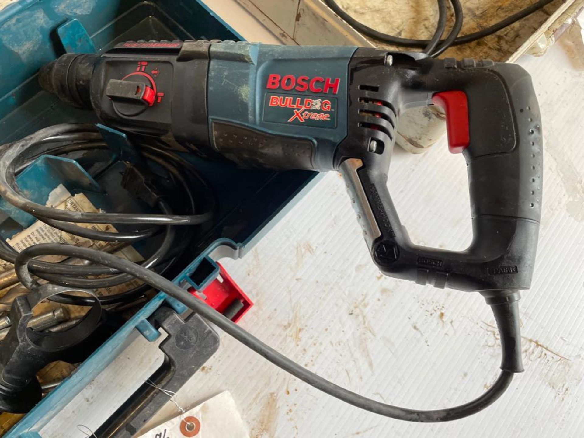 Bosch Bulldog Xtreme Variable Speed Hammer Drill, 120 V. Located in Hazelwood, MO - Image 6 of 6