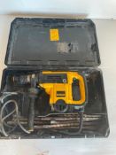 DeWalt D25501 Rotary Hammer, 120V in Case. Located in Hazelwood, MO