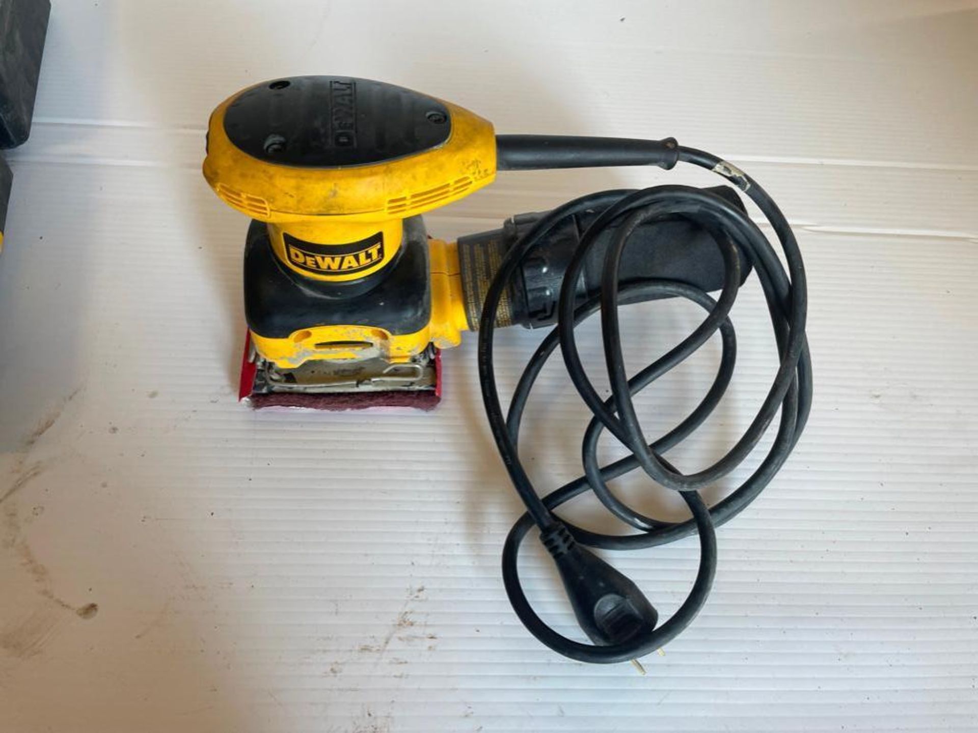 (2) DeWalt D26441 Palm Sander 1/4 Sheet, 120V in Case with Dust Collection Bag. Located in Hazelwood - Image 6 of 9