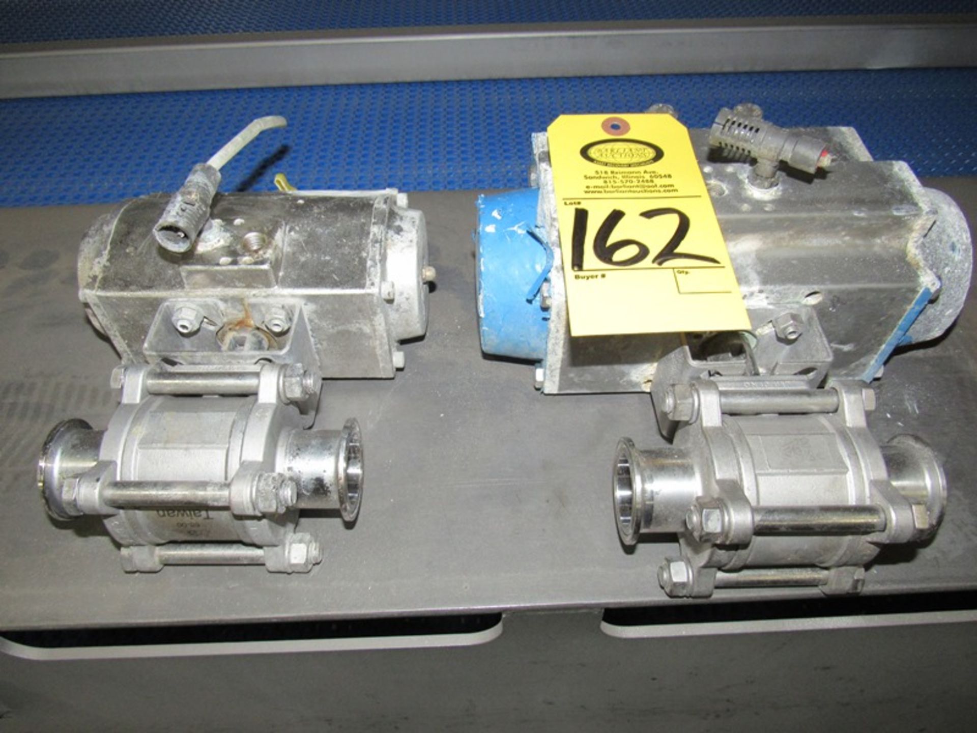 Lot (2) 1" Pneumatic Valves