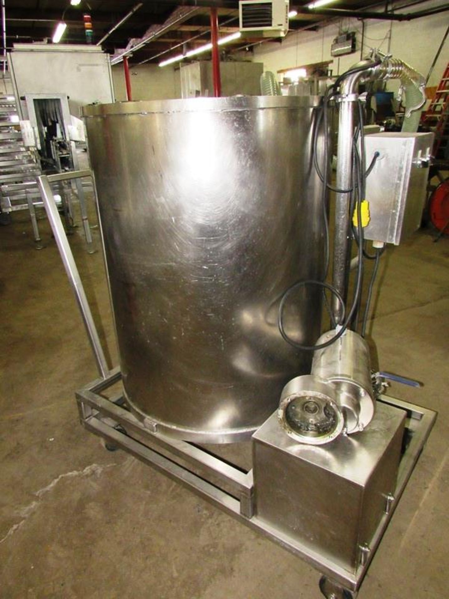 Portable Stainless Steel Mix Tank with pump, 30" Dia. X 36" D, 1 h.p., 208-230/460 volts motors, - Image 2 of 5