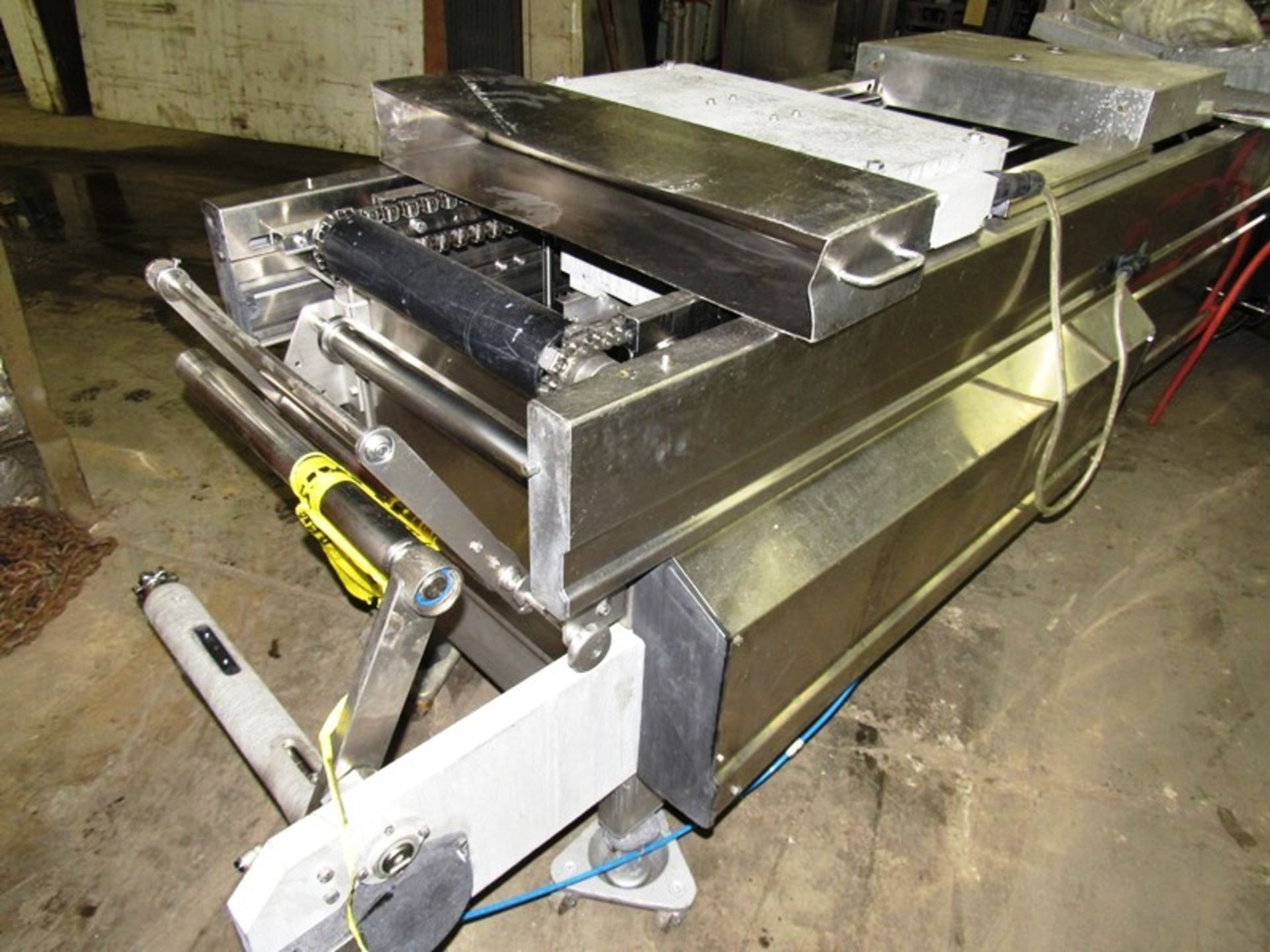 Multivac Mdl. R240 Rollstock Thermoforming Packager, Ser. #106852, approx. 450 mm between chains, - Image 5 of 31