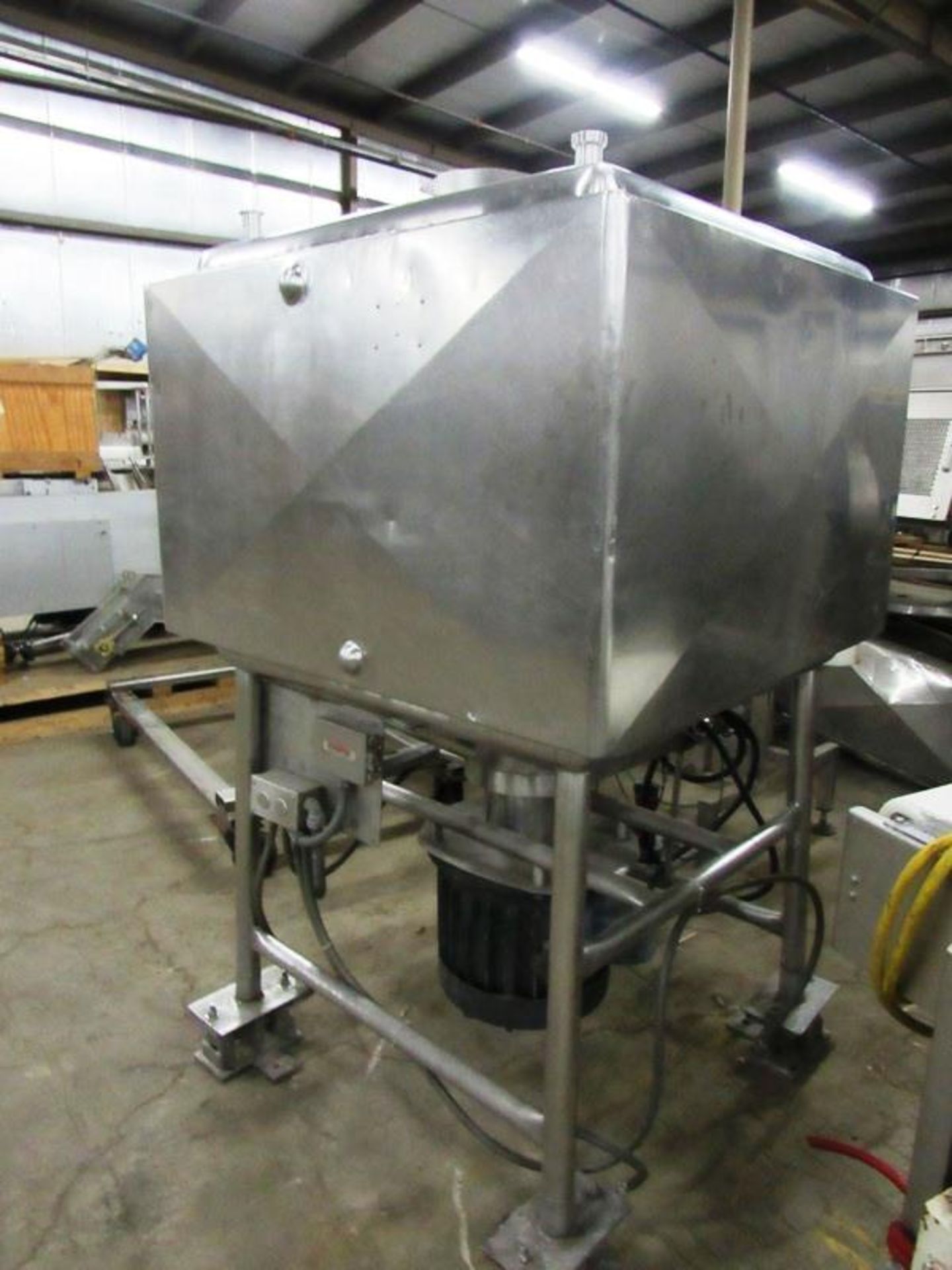 Crepaco Stainless Steel Liquifier, 44" X 44" square X 36" deep, single wall mixer tank on load - Image 2 of 7