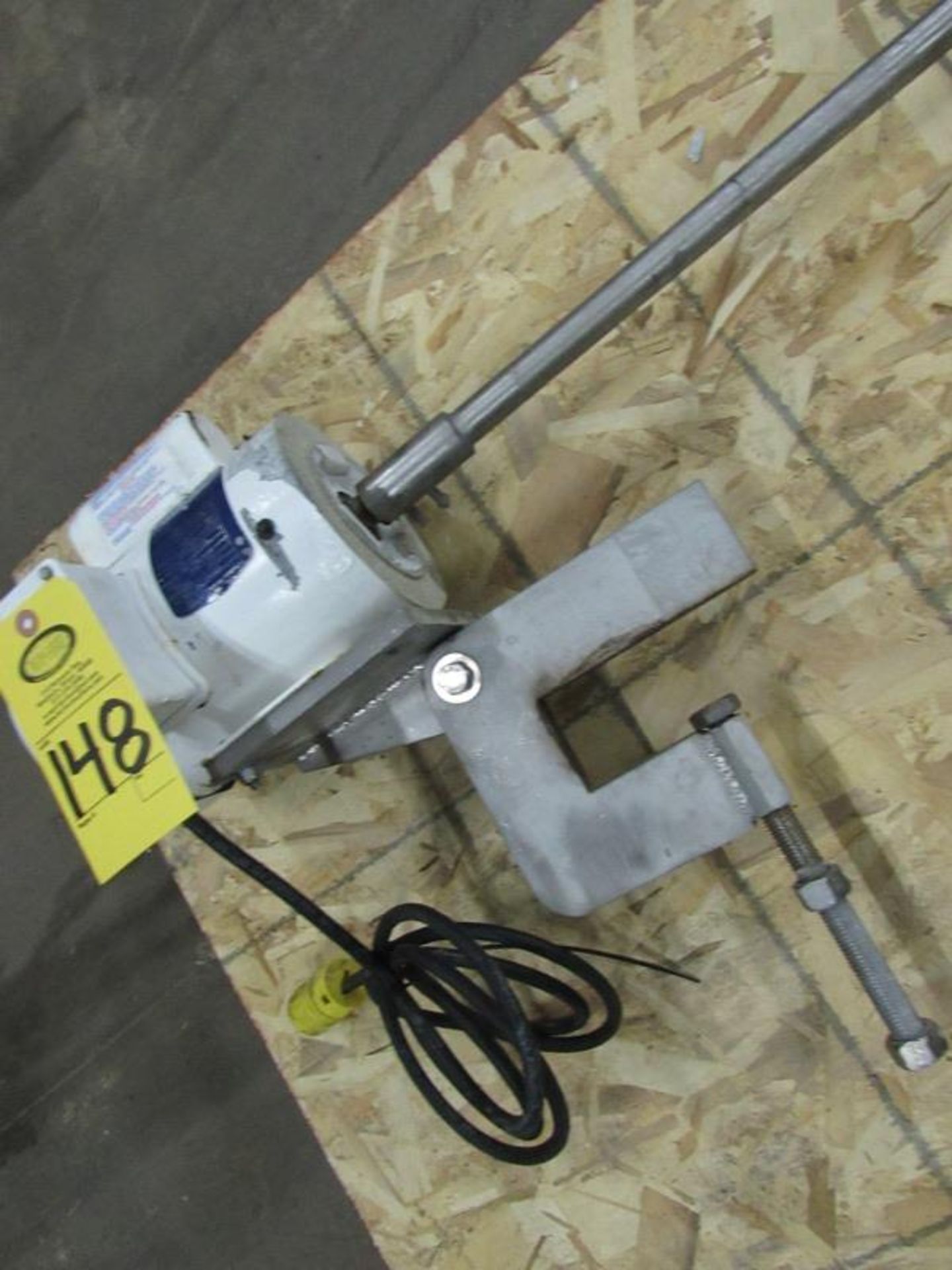 Mixer, 110 volt, 4' long shaft, 4" dia. propeller with mounting bracket - Image 2 of 3
