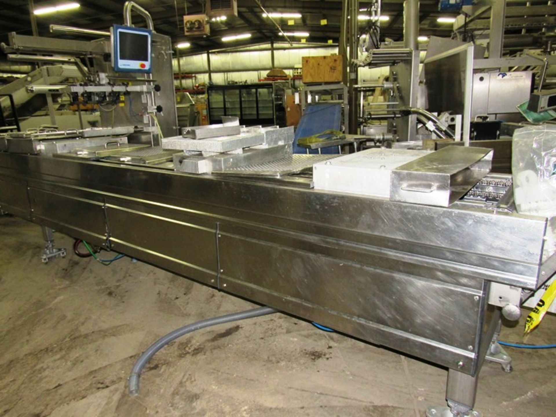 Multivac Mdl. R240 Rollstock Thermoforming Packager, Ser. #106852, approx. 450 mm between chains, - Image 2 of 31