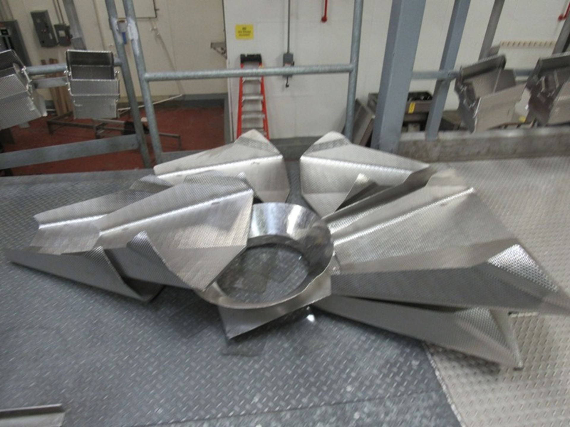 Ishida Mdl. CCW-M-214W-S70-WP Stainless Steel 14-Bucket Scale, Mfg. 2004, Number 47118, Job #03/ - Image 3 of 5