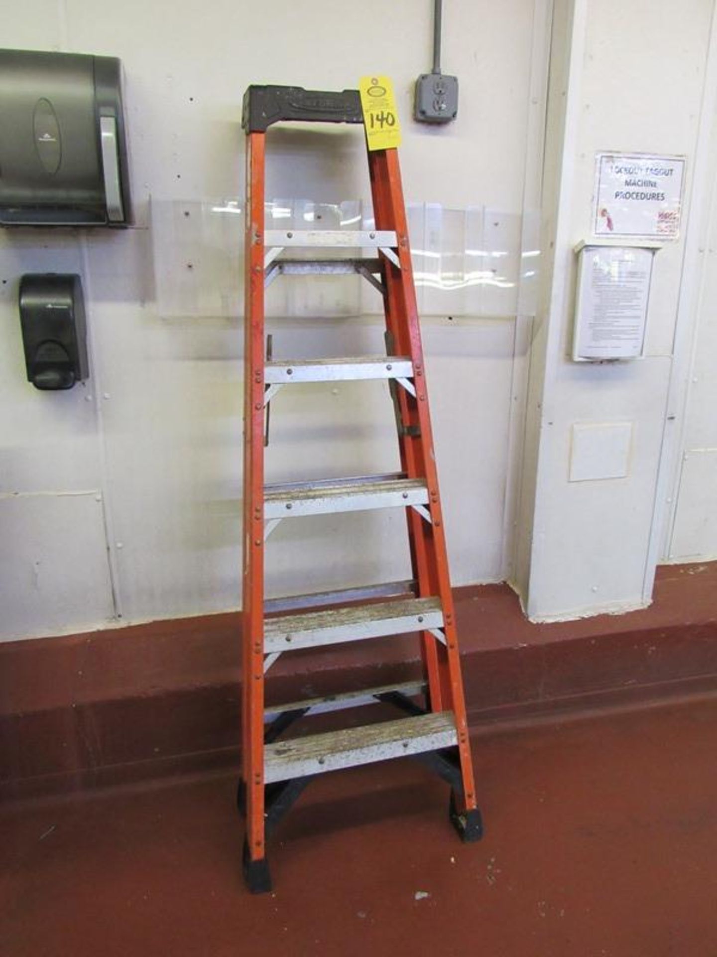 Werner 6' Fiberglass Ladder (Required Rigging Fee: $10 Contact Norm Pavlish at Nebraska Stainless