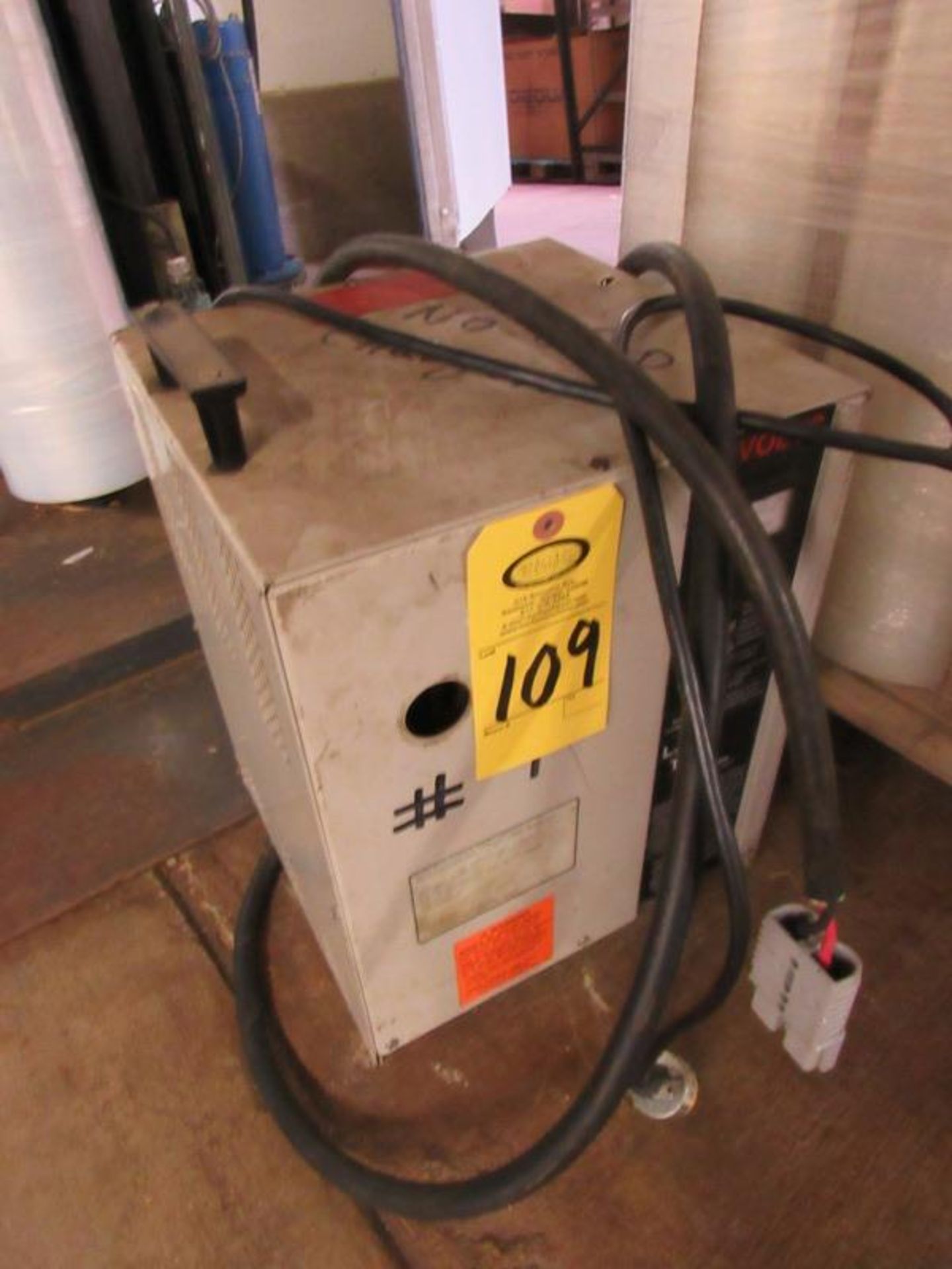 24 volt Battery Charger, 110 volts (Required Rigging Fee: $10 Contact Norm Pavlish at Nebraska