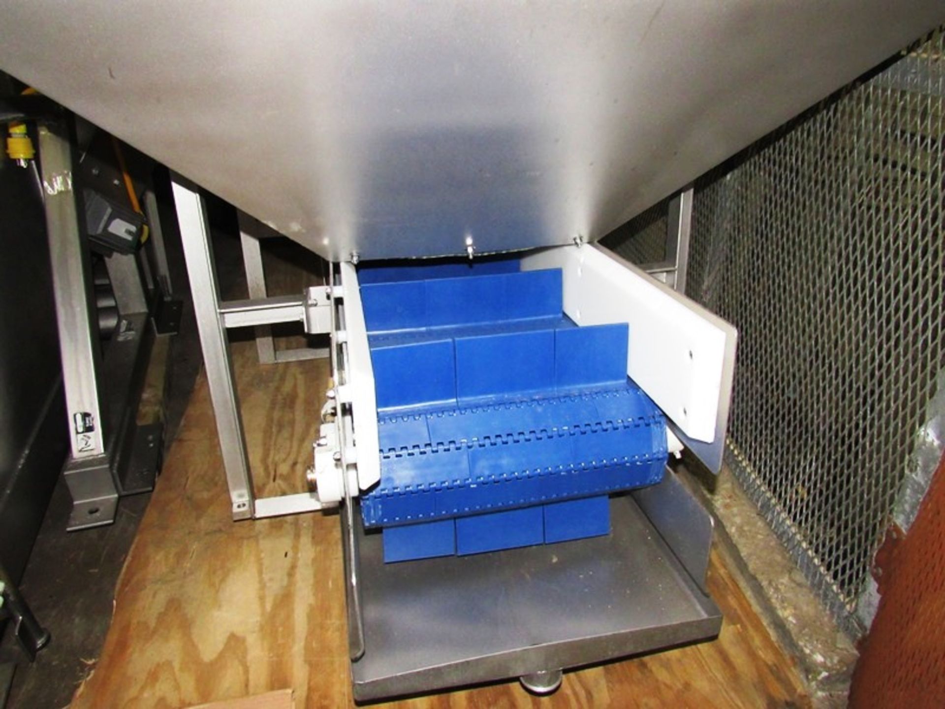 Stainless Steel Z Incline Conveyor with stainless steel hopper, 18" W X 12' L flighted plastic belt, - Image 5 of 6