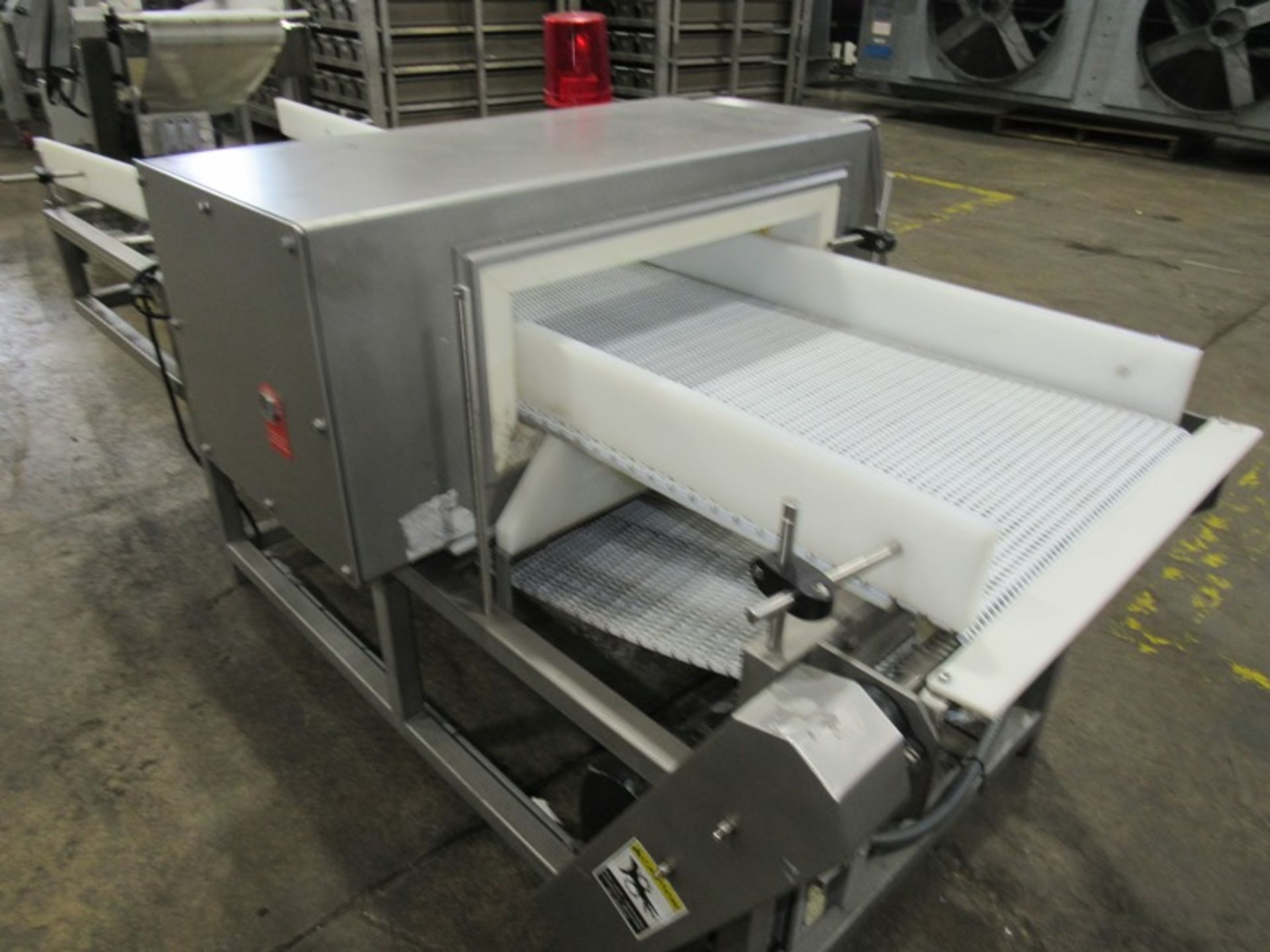 Loma Mdl. IQ+ Metal Detector, 21" W X 7" H aperture, 20" W X 7' long plastic conveyor, on wheels, - Image 3 of 7