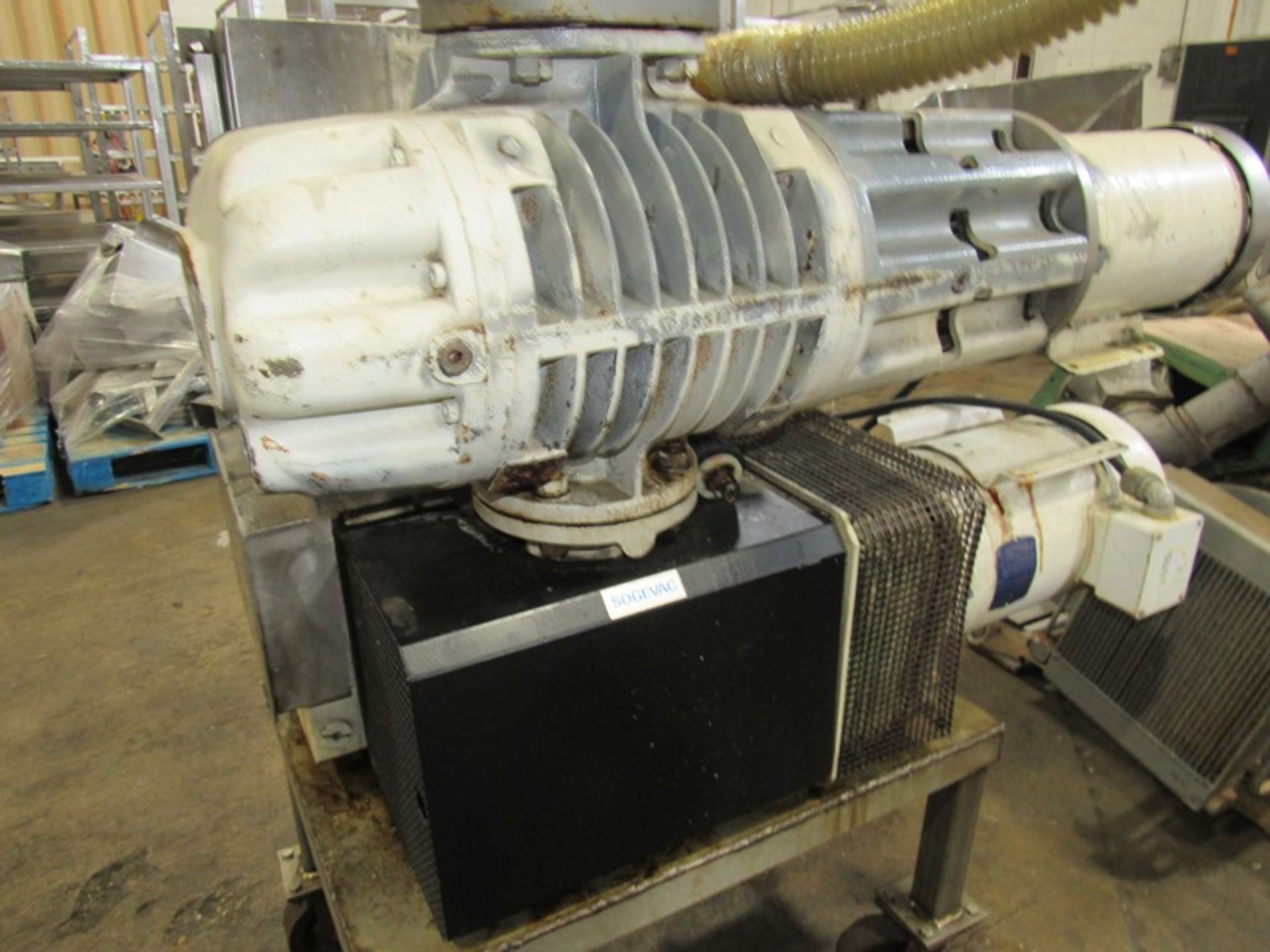 Leybold Mdl. SV300 Vacuum Pump on stainless steel cart with Booster Mdl. AV1001, 10 h.p.., 230/460 - Image 3 of 5