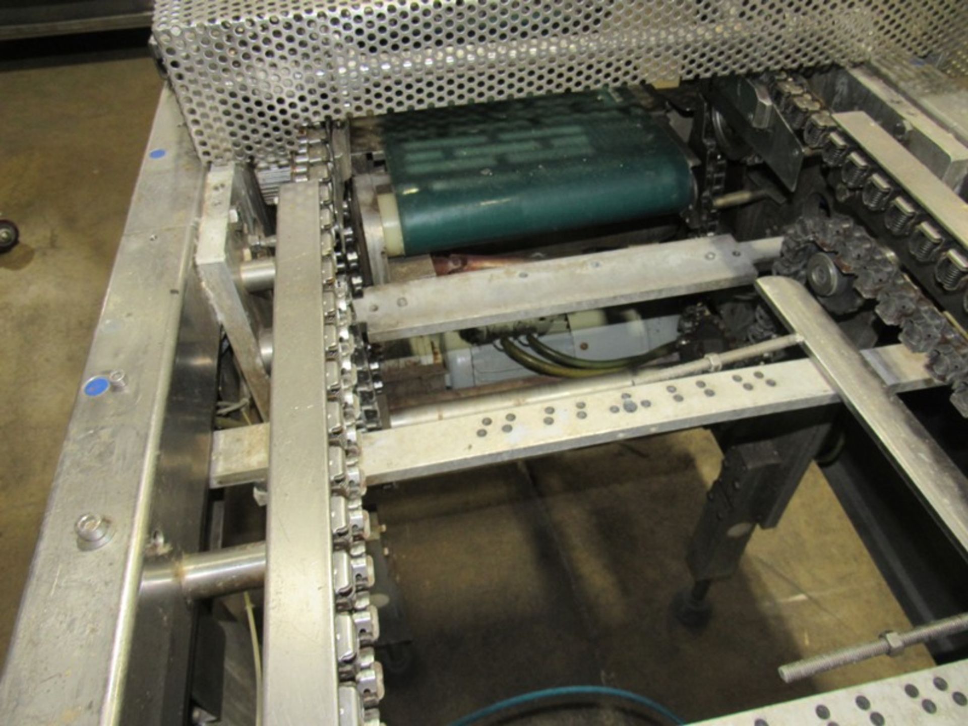 Multivac Rollstock Thermoformer Packaging Machine, 16 5/8" between chains, approx. 13 1/2" - Image 14 of 25